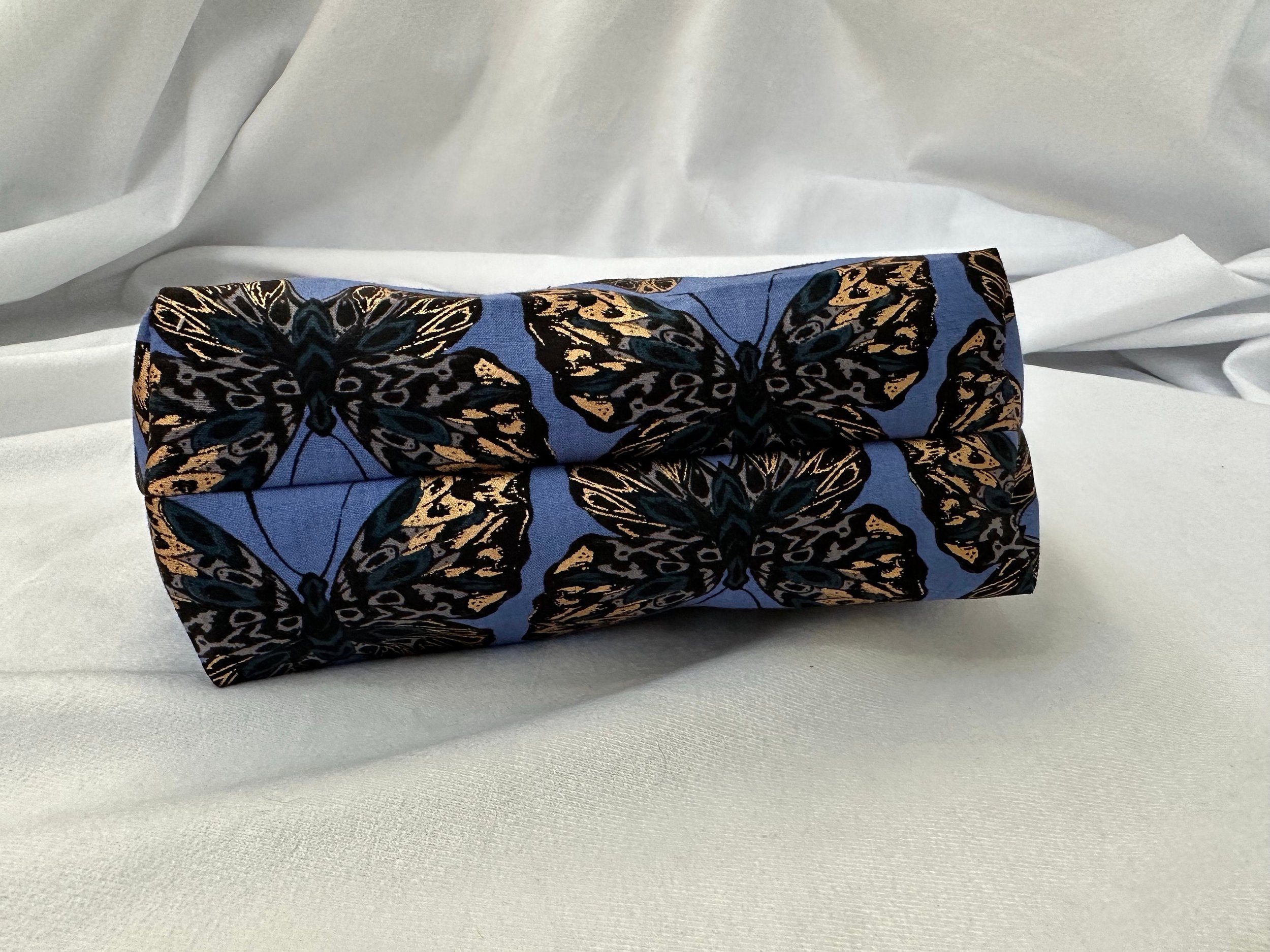 https://i.etsystatic.com/5966157/r/il/4aa93f/5286367497/il_fullxfull.5286367497_rm1z.jpg