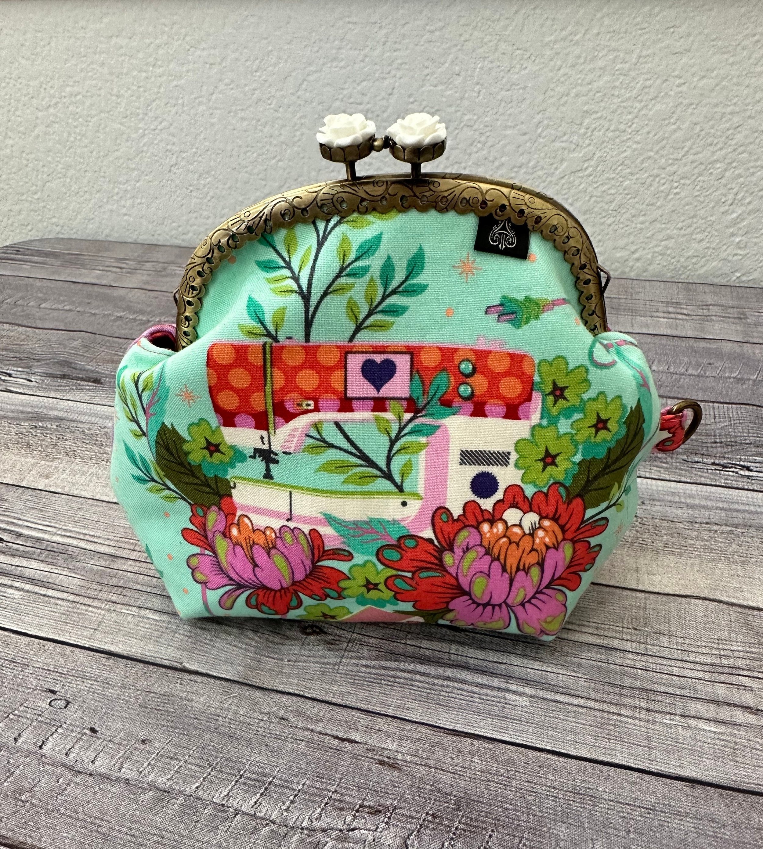 https://i.etsystatic.com/5966157/r/il/0f7d74/4845761026/il_fullxfull.4845761026_r7vy.jpg