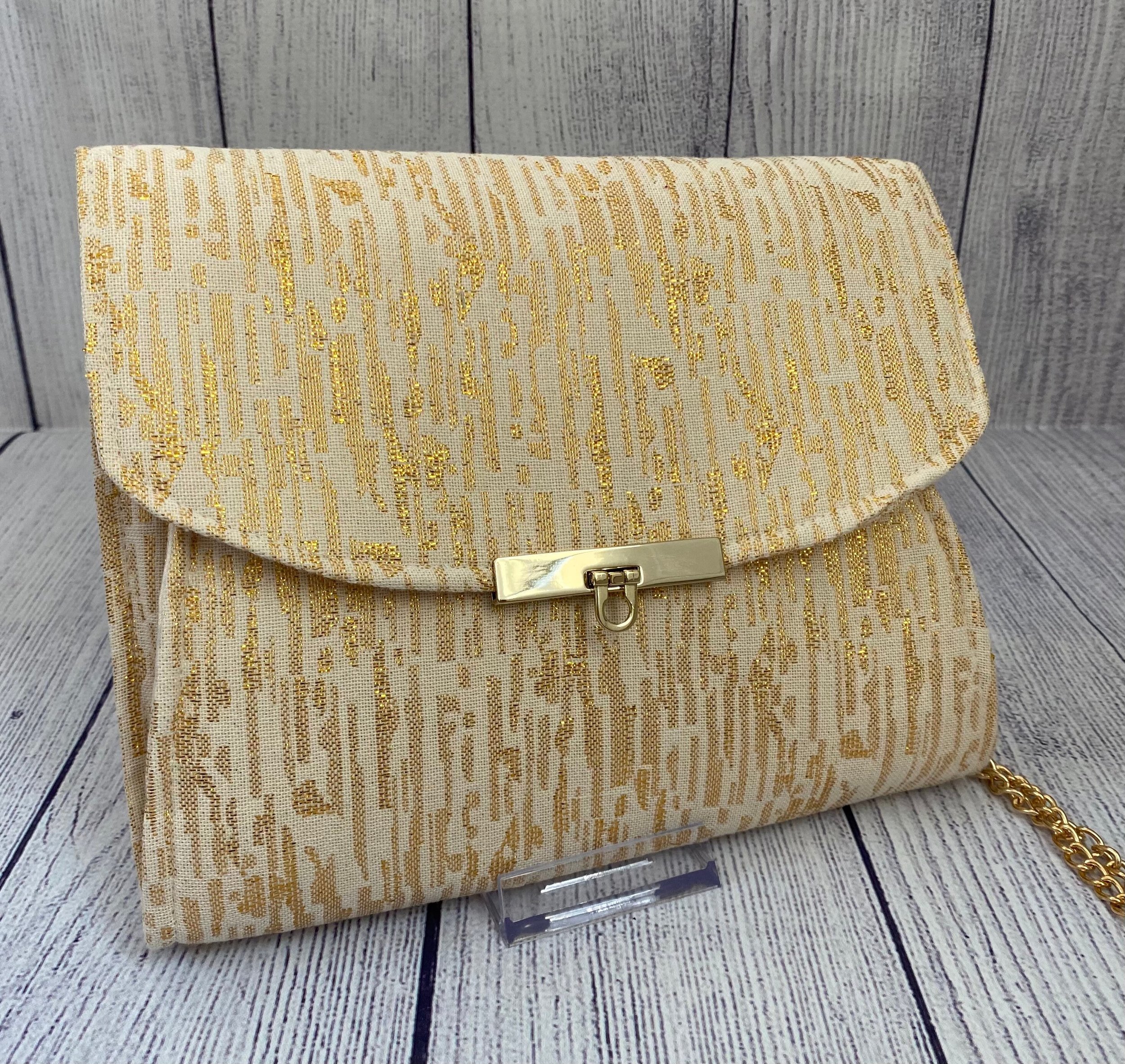 https://i.etsystatic.com/5966157/r/il/b29293/3186695789/il_fullxfull.3186695789_rx3i.jpg