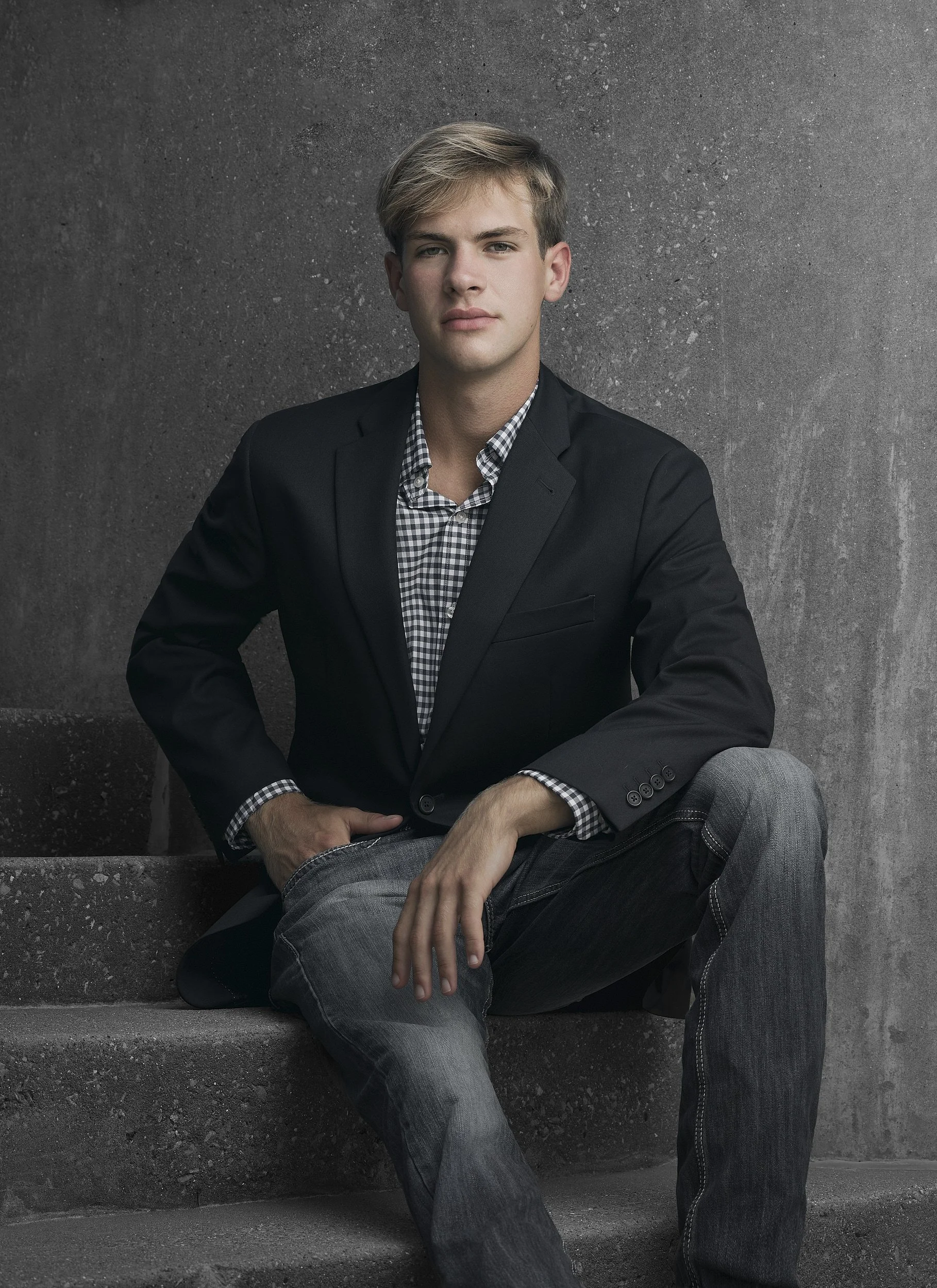 076 - Cameron Wright - PTHS 2024 - 58317 - BRS - Senior Portrait Photography Portfolio.jpg