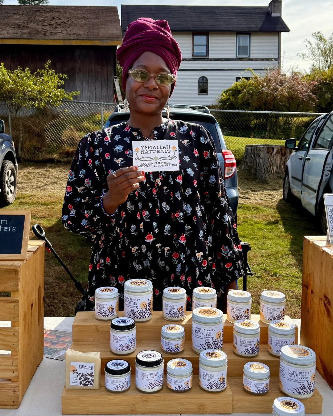 ✨ Thanksgiving Treats from @YemallahNaturals⁠
⁠
Looking for the perfect gift for your holiday host?⁠
⁠
Or something soothing for your own hardworking, dish-washing, pie-rolling hands?⁠
⁠
Yemallah Naturals has you covered 💛⁠
⁠
Handcrafted with pure, 