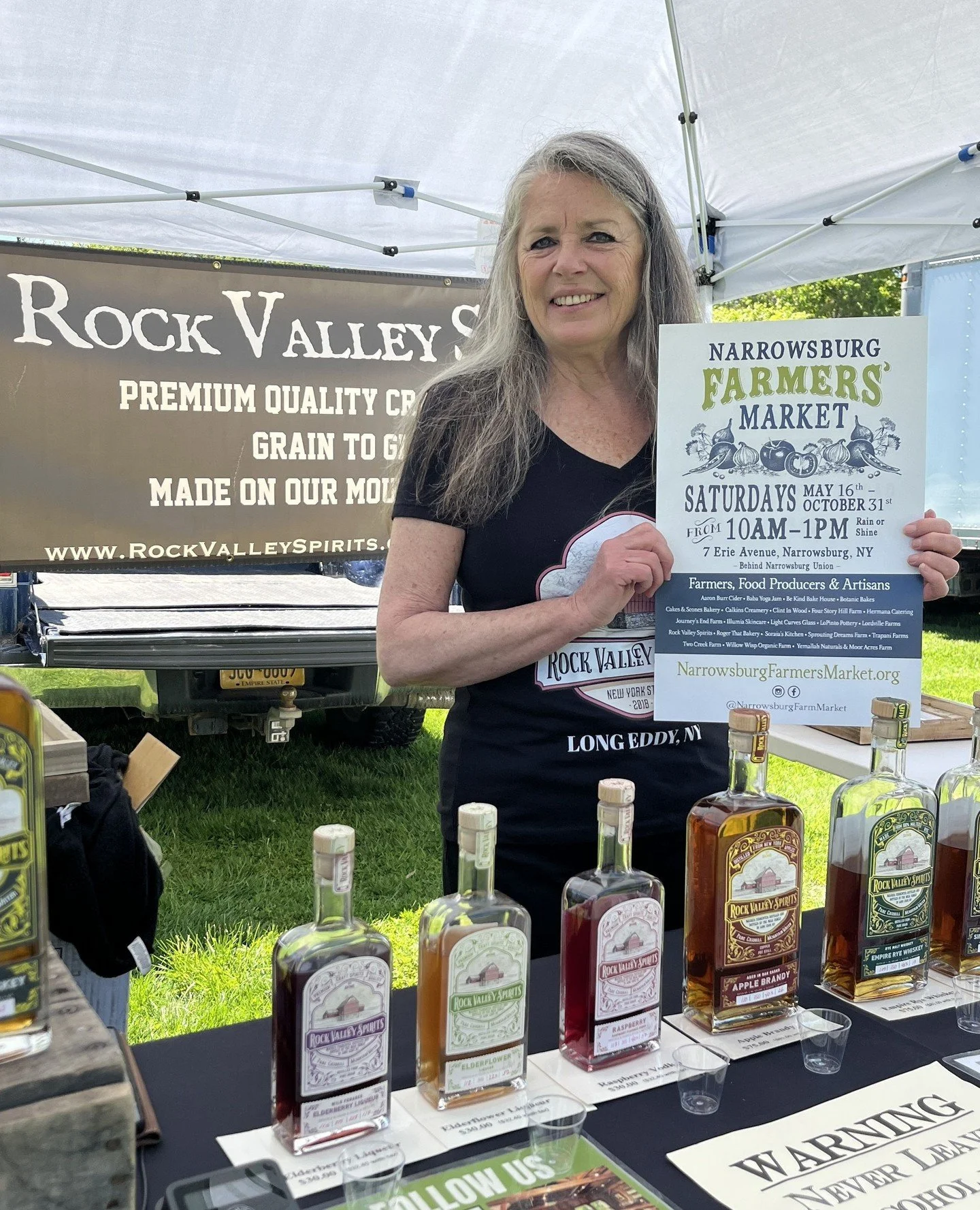 Ever wondered what wild-foraged ingredients taste like in a handcrafted spirit?⁠
⁠
At Rock Valley Spirits, the answer starts on a farm in Long Eddy, where local grains, apples, and foraged botanicals are transformed into small-batch spirits using tra