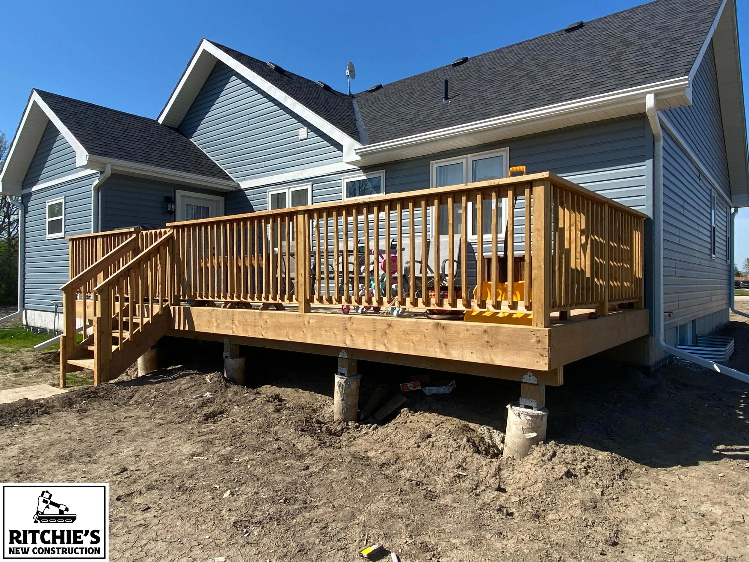 Decks and Patios icon