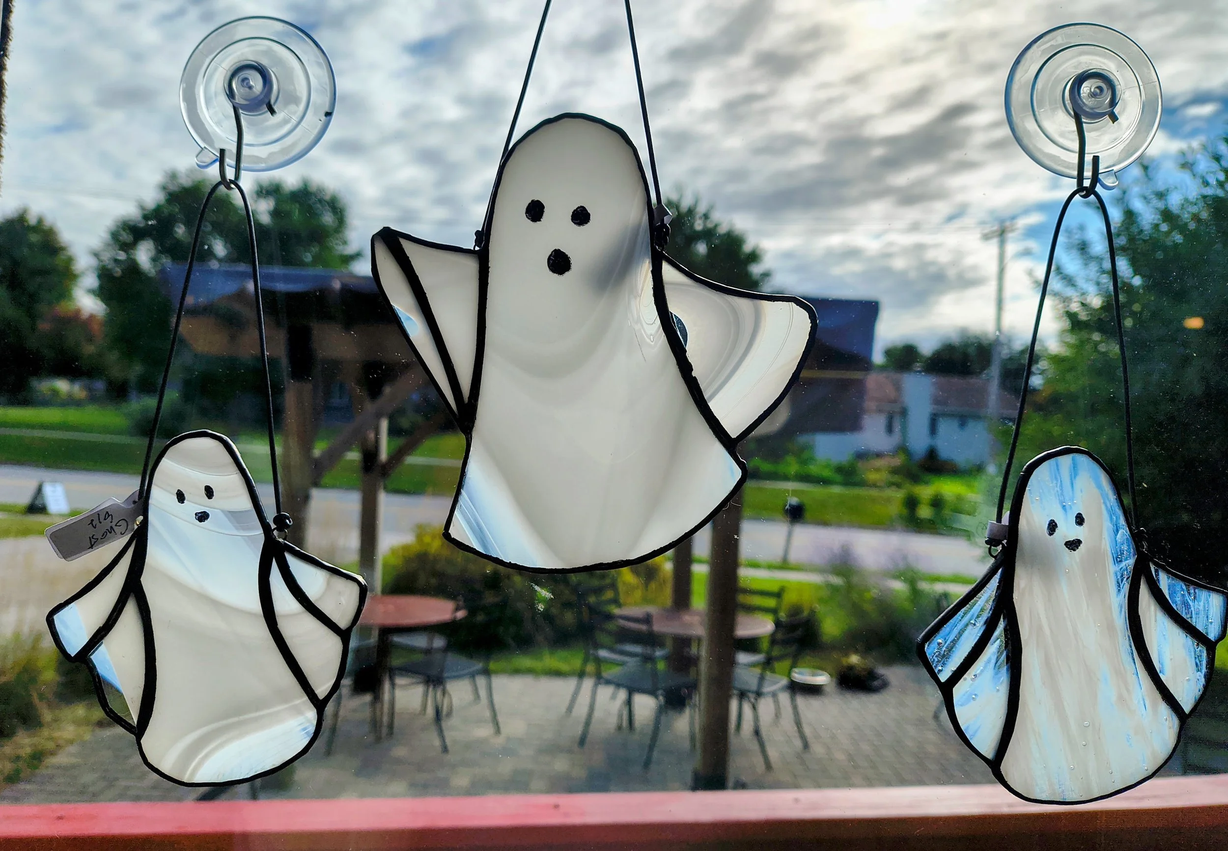 1aaaaghost1.jpg