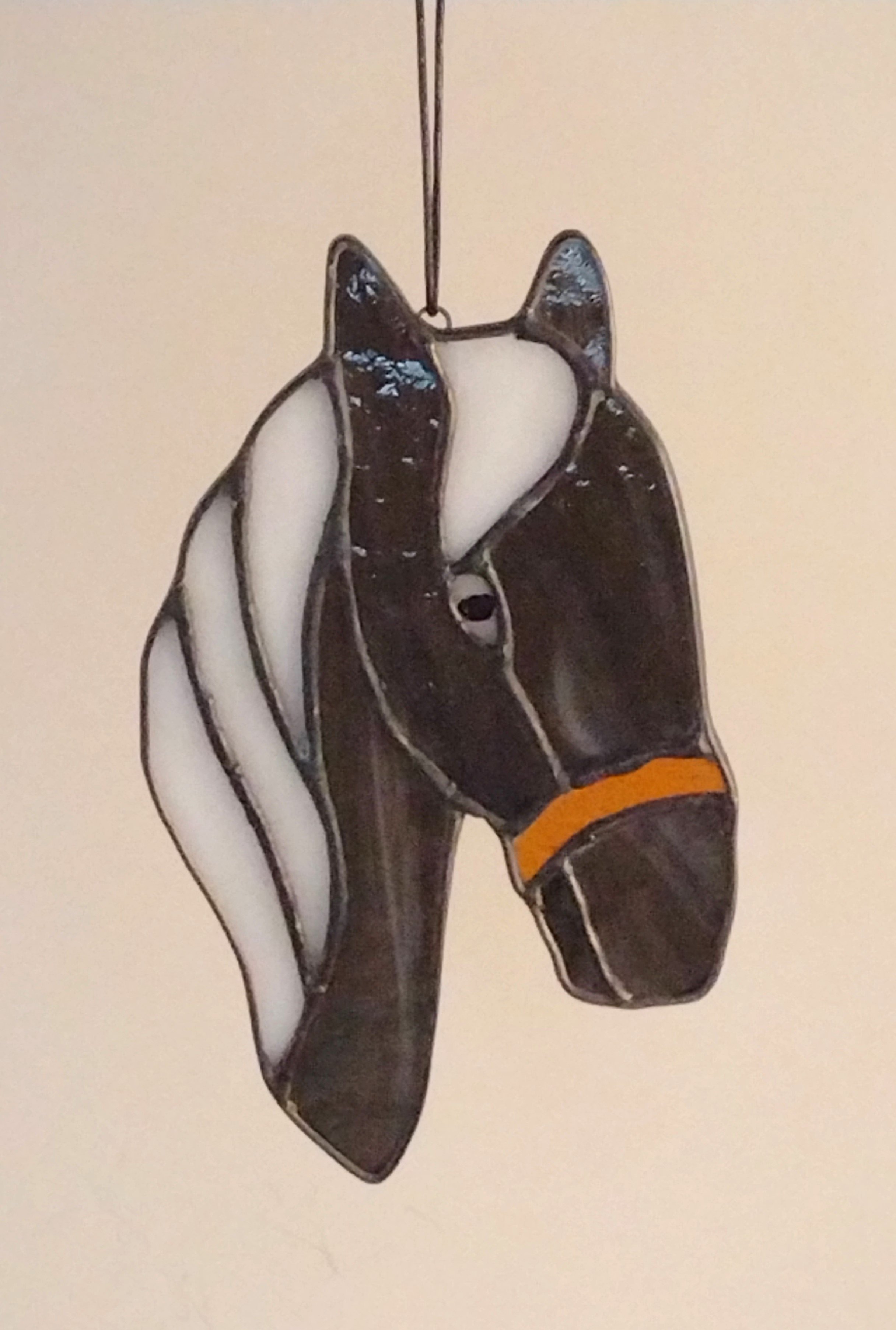 1ahorseb.jpg