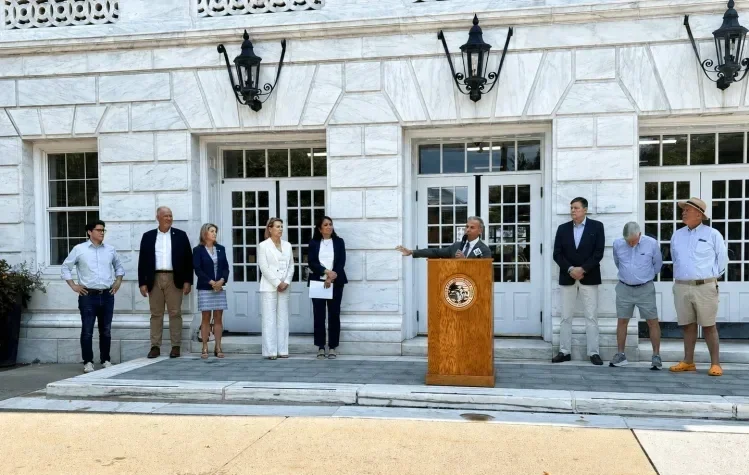 Bipartisan Leaders Call For Moratorium On Hartford Zoning Mandates Amid Utility Capacity Concerns