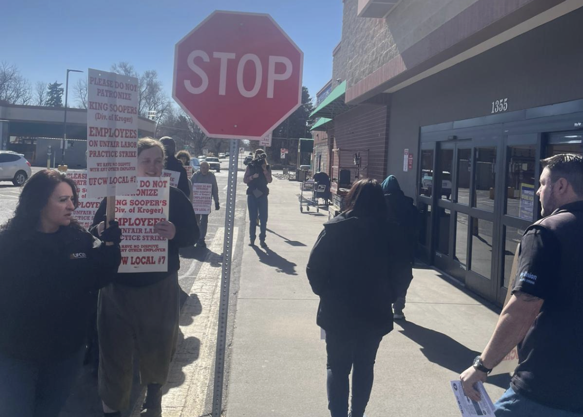 Union Chants for Grocery Strikes