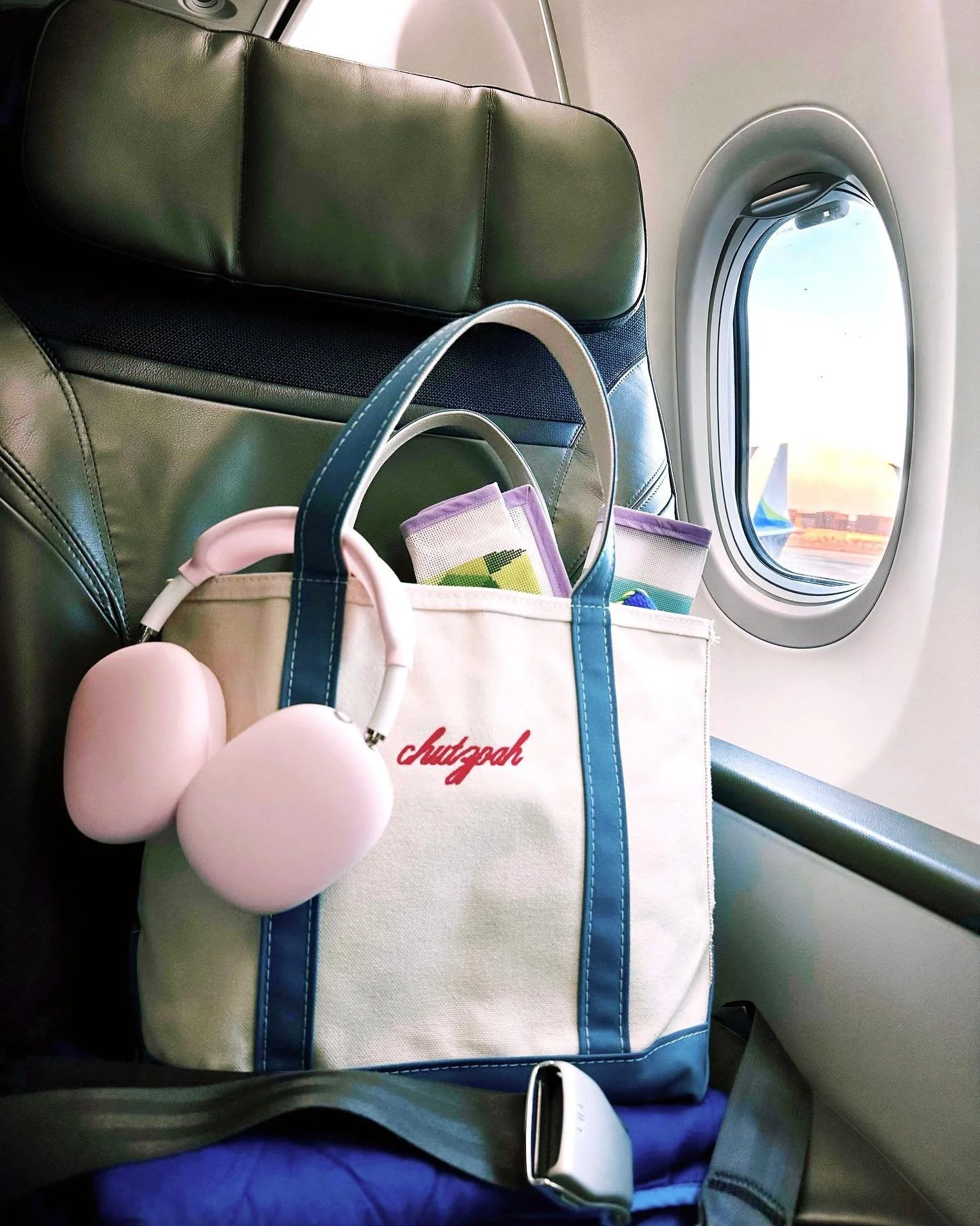 in the air again ✈️🏙️💙