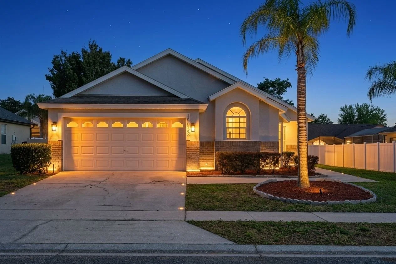 15932 Robin Hill Loop Front view. JPG.jpg