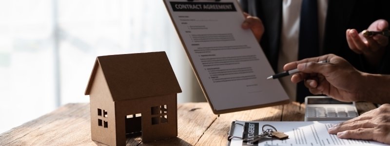 Signing home offer documents quickly after getting mortgage pre-approval