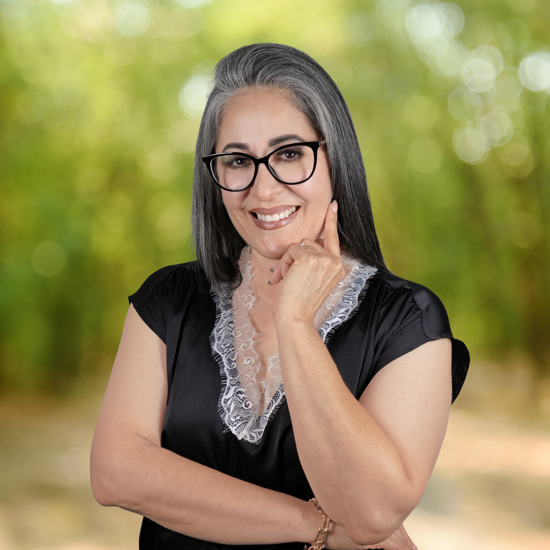 Leticia Flores