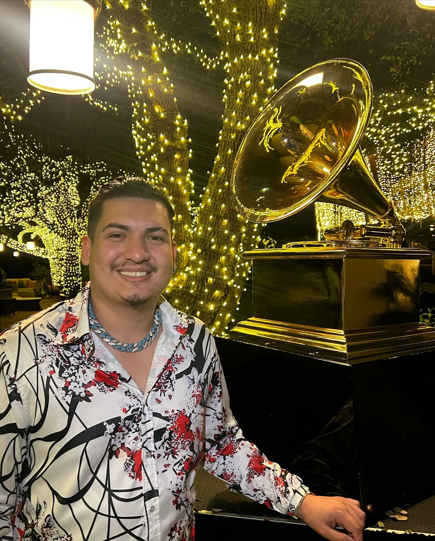 Gonna win a few of these one day 🏆 🎹 🙌
Thank you @recordingacademy for having us at The Grammy&rsquo;s Block Party SXSW in Austin 🙏

#TheGrammys #grammysblockparty #RecordingAcademy #InternetFamous #Raddix #Grammys #Sxsw