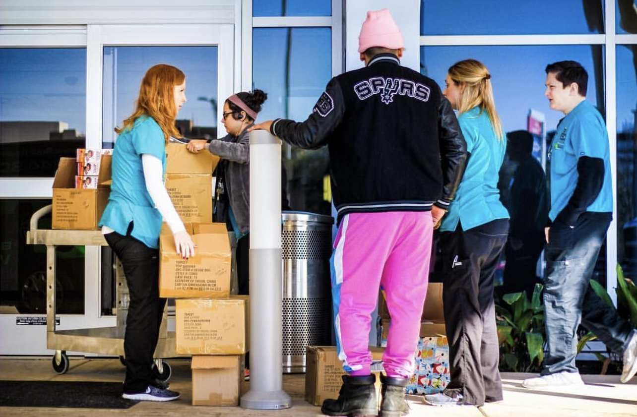 INTERNET FAMOUS DONATING TO TEXAS CHILDREN'S HOSPITAL SAN ANTONIO