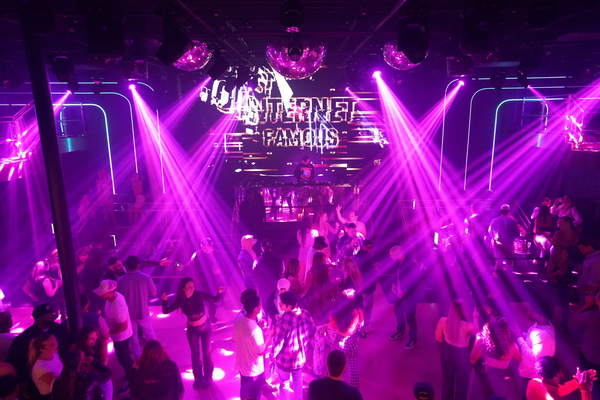 INTERNET FAMOUS HOUSE MUSIC SET