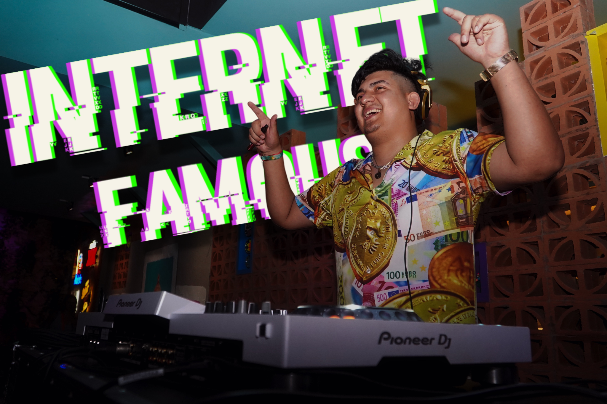 INTERNET FAMOUS LATIN SET