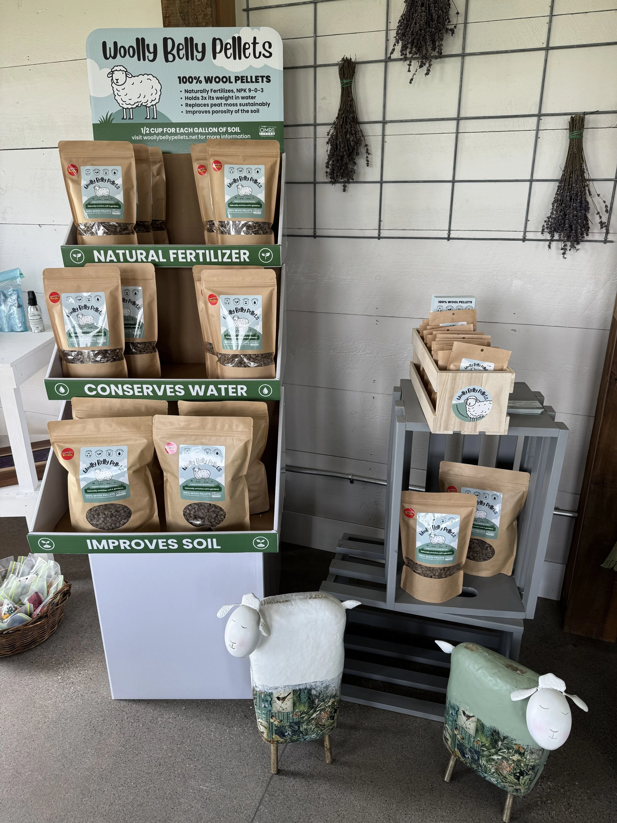 Selling wool pellets in a store, retail partners