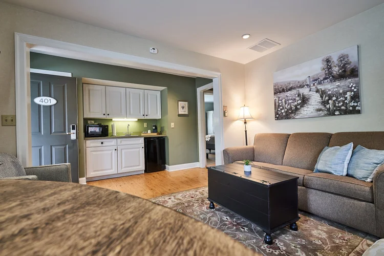 Gallery — The Inn & Suites at Kitchen Kettle Village