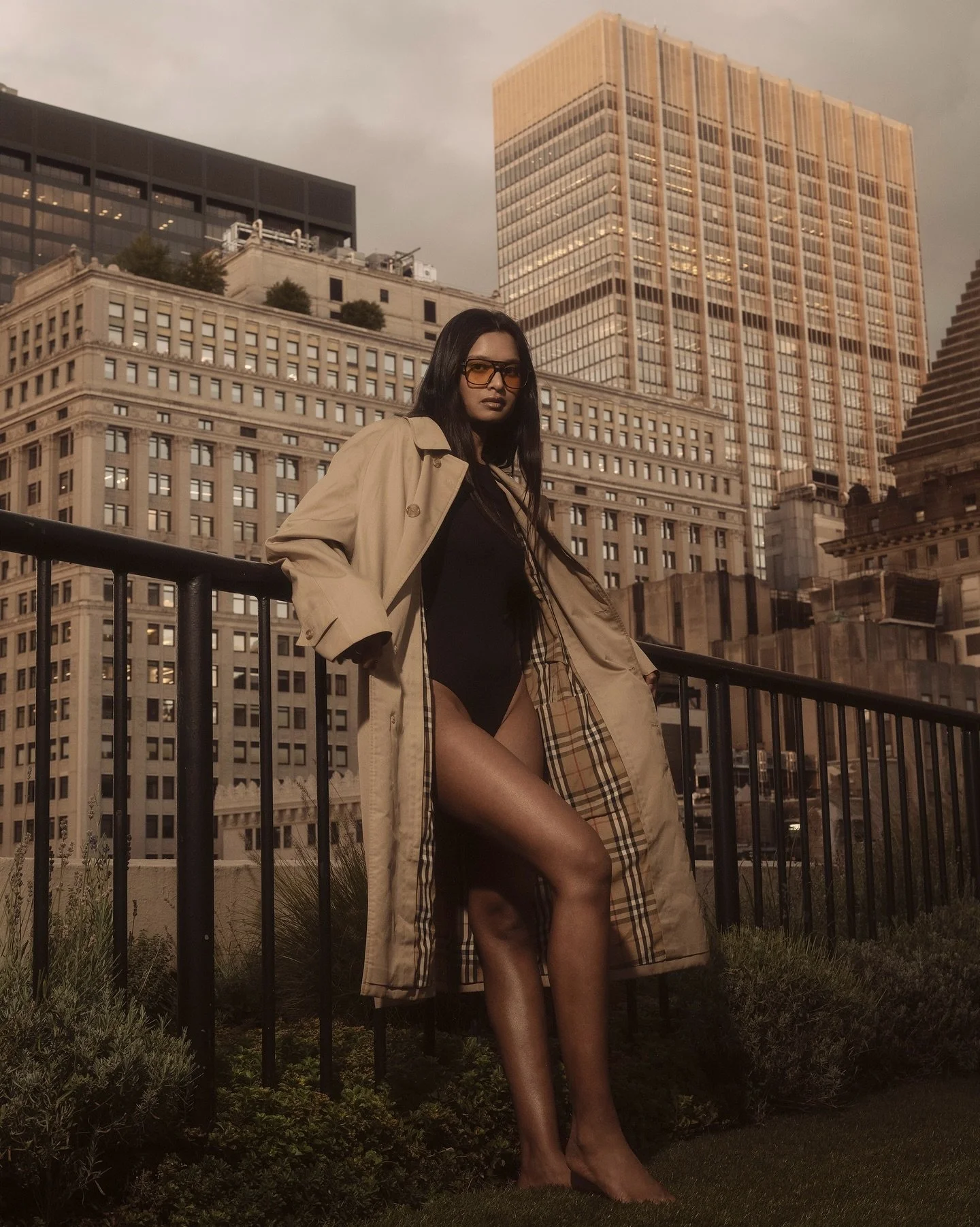 Stormy weather @nikkikammari is wearing @burberry 

Styled bu @vanafied captured by @sezen.june in Manhattan 

#nyc #nycphotography #editorial #colorcorrection #art
