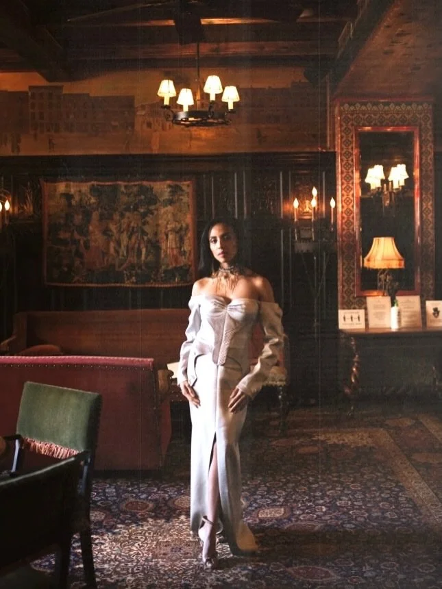 Darling, you.

Visual artist : @sezen.june 
Model : tiana_marcano 
 
Stylist : @alinakotsiubka 
Stylist Assist : adi_ocean_ 
Hair : @lilovesyou 
Mua : @fairuzereisbeauty
Retoucher : @josephcartright 

. . . .  #portraitnyc #fashion #nycphotographer #