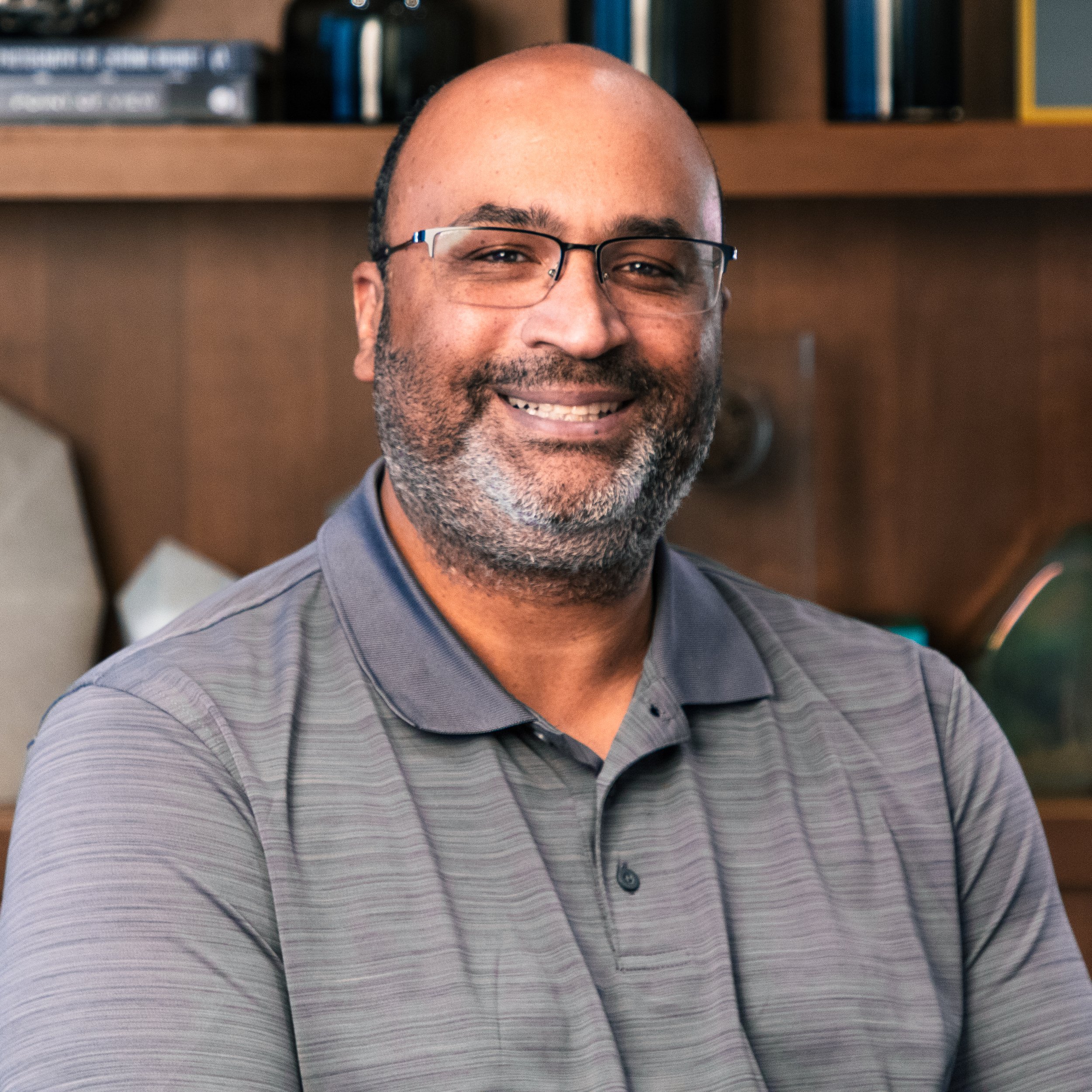 Hercules Gray Headshot 2022.jpg