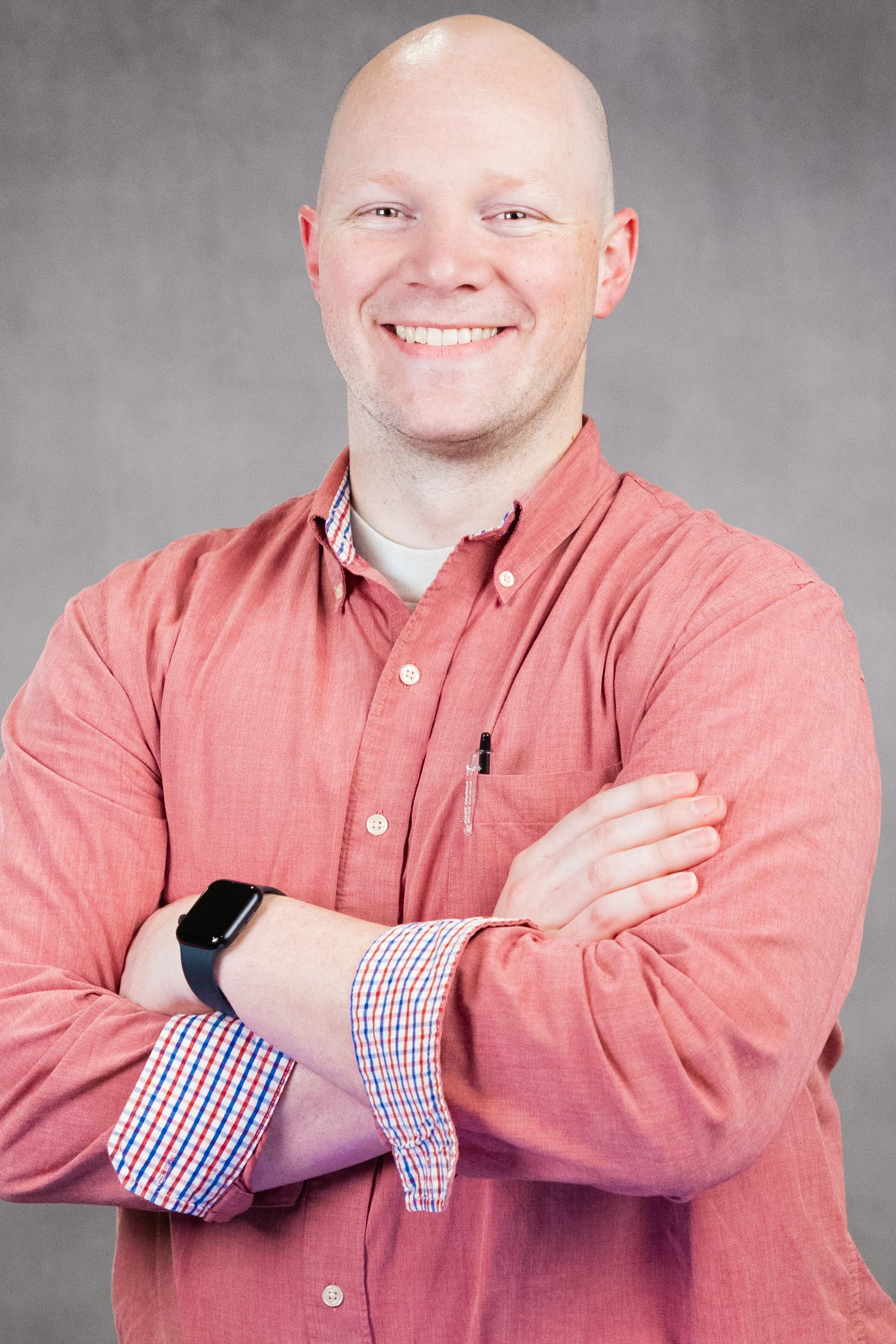 Richard Wood Headshot-14.jpg