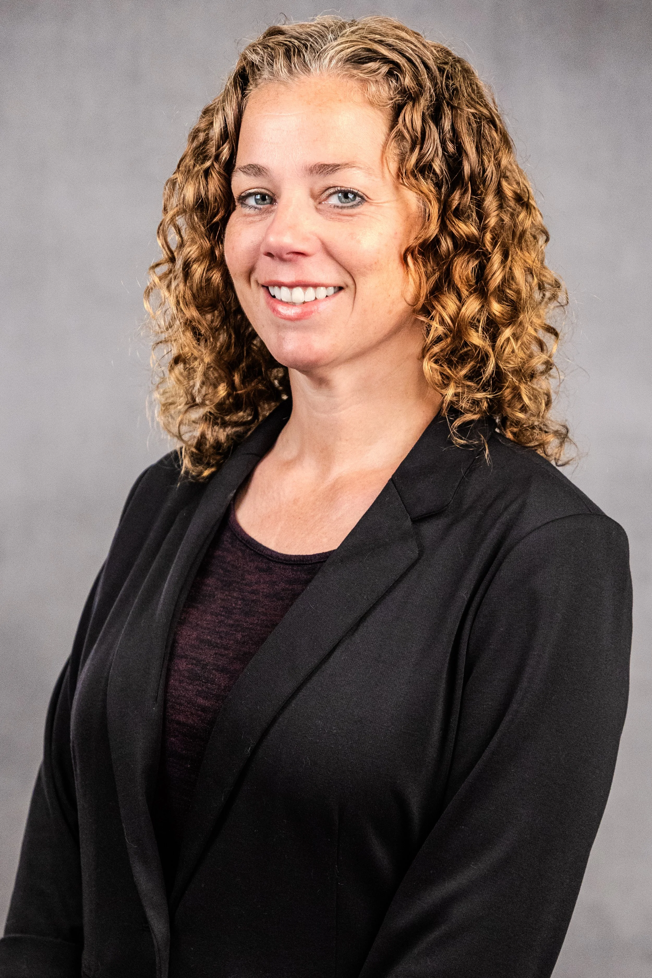 Mirjam Maggio Headshot-6.jpg