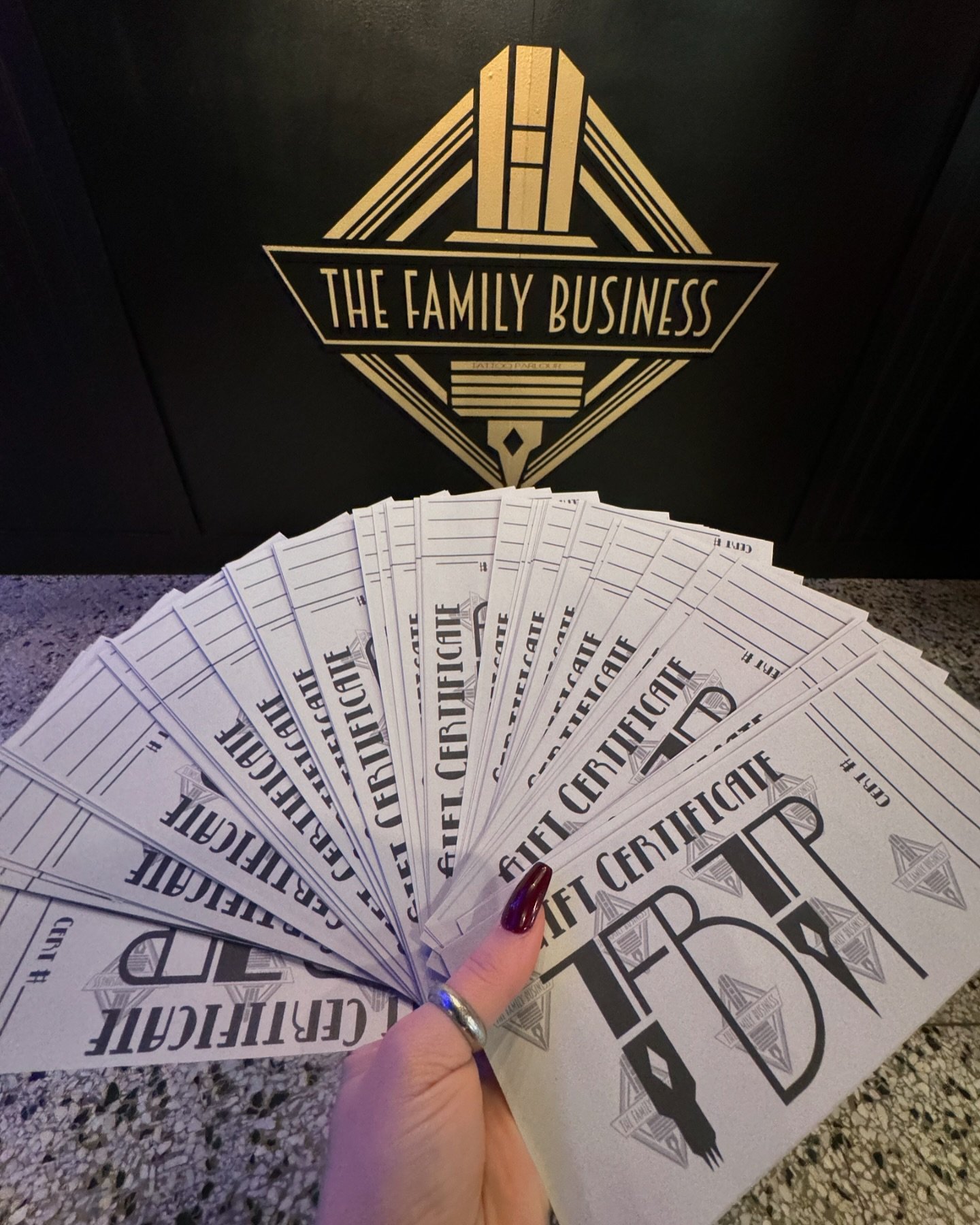 Last Chance come to the shop TODAY to get your gift card!! Last chance for those Black Friday deals! 

#tattooshop #tattoos #tattooed #piercing #toothgems #bodymod #giftcards
