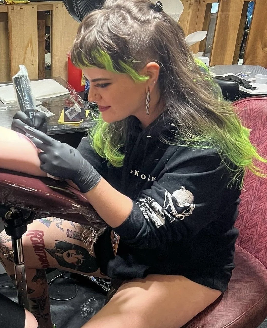 mandy profile pic.jpg