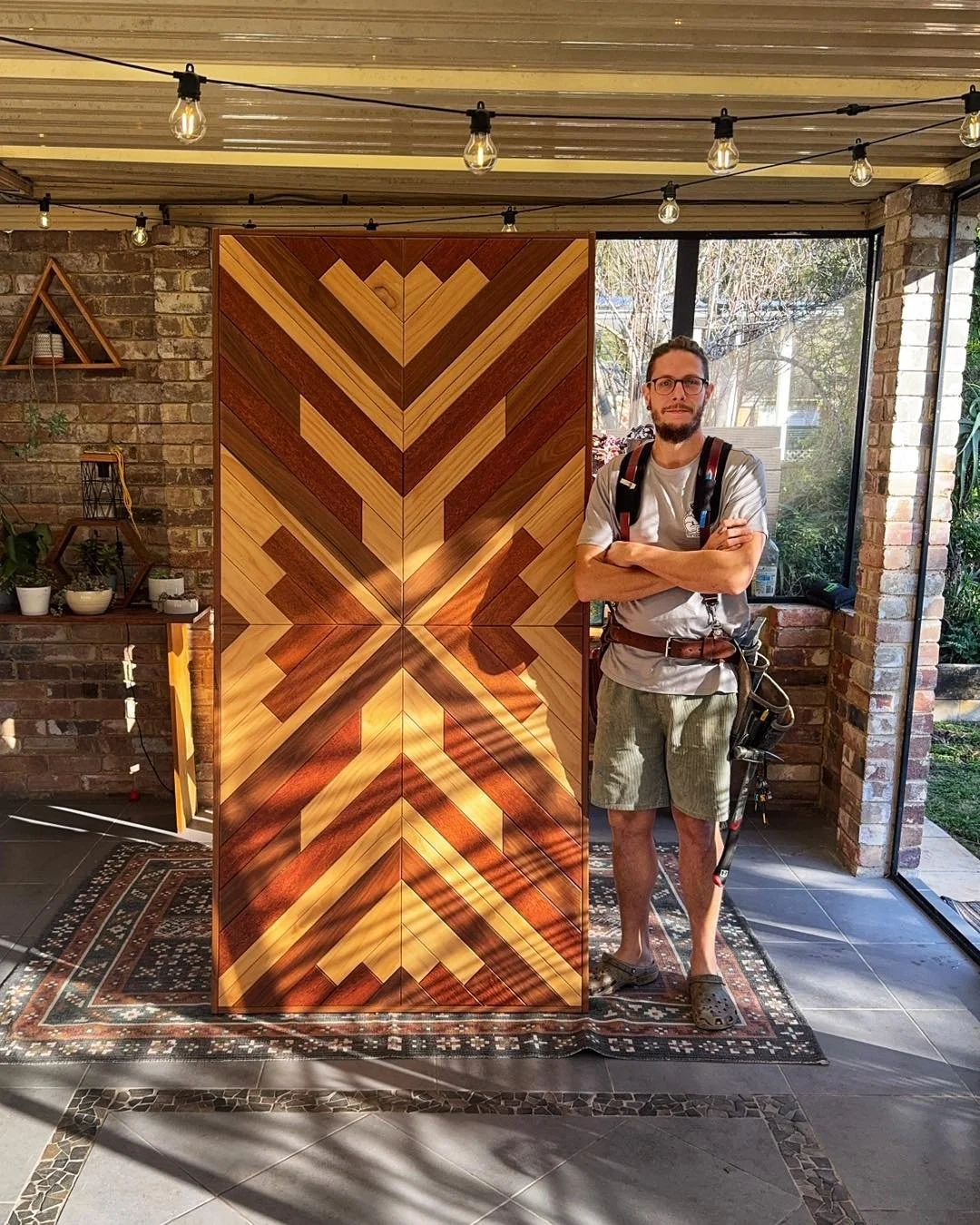 This table was definitely one of the most satisfying jobs so far. I&rsquo;ve been wanting to build something like this for a very long time and I can&rsquo;t wait to do it again! 

Inspired by the legend @studio.sarai 🙌🏻