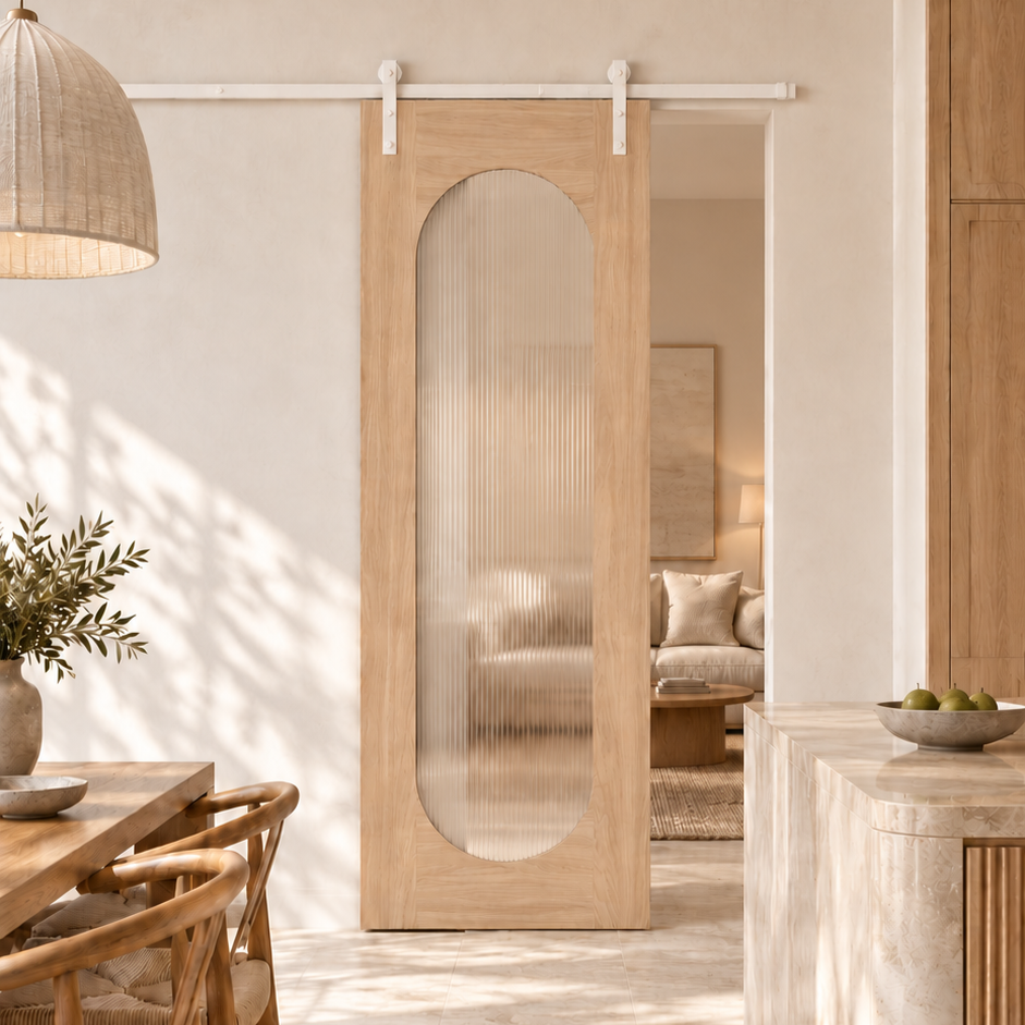 Plant-Free+Living+Room+Behind+Oak+Door.png
