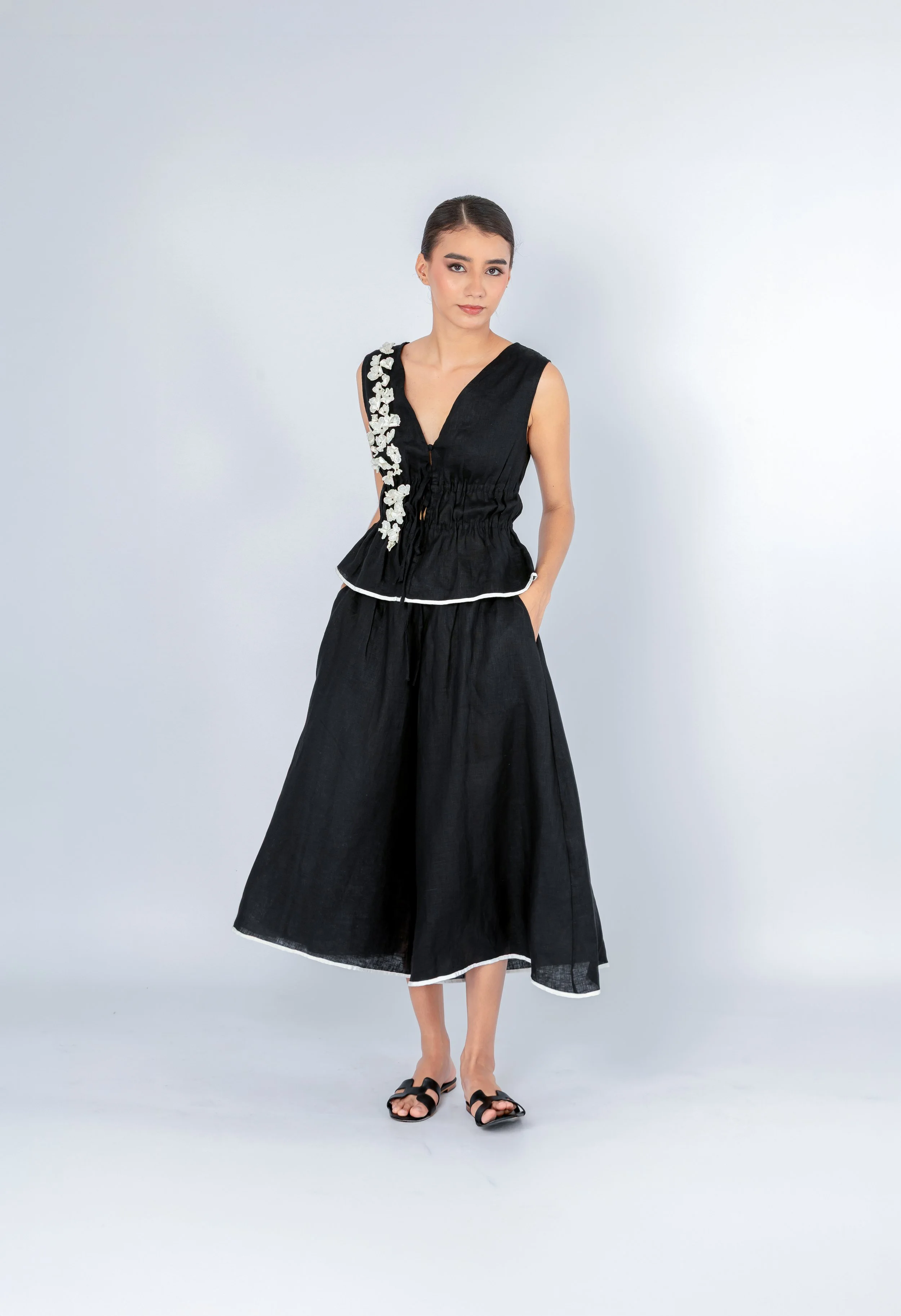 Tina Wide-Leg Culottes – Black