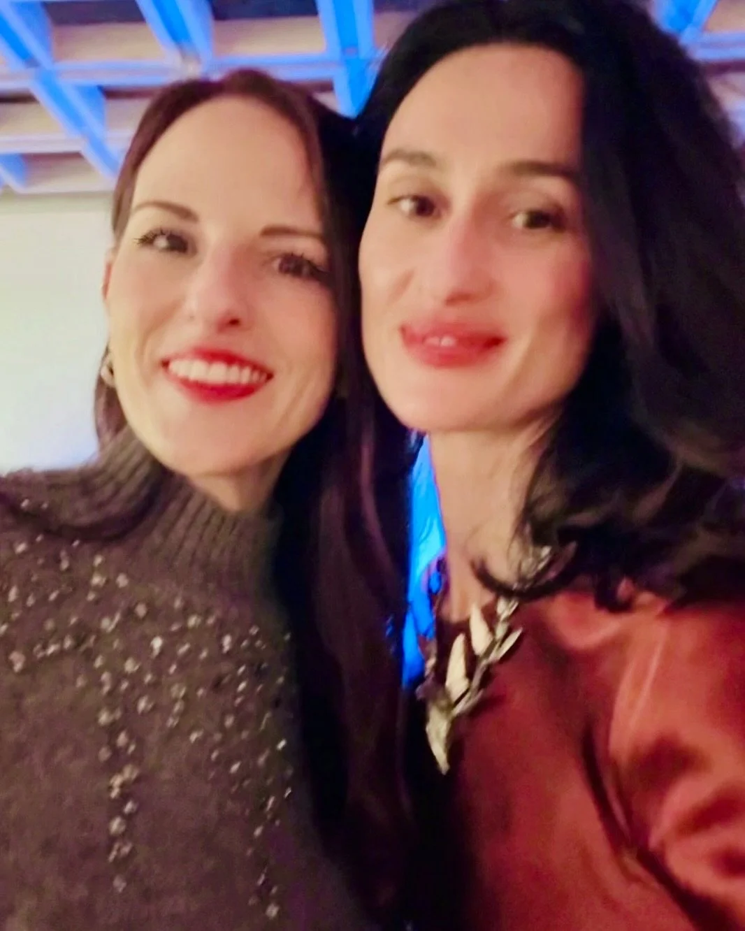 A special evening. Grateful to have been invited to join in celebrating &lsquo;High Colour&rsquo; - a powerful exhibition marking the artistic expression of First Nations artists

Honoured to have helped create a fashion moment for @sahajonze - alway