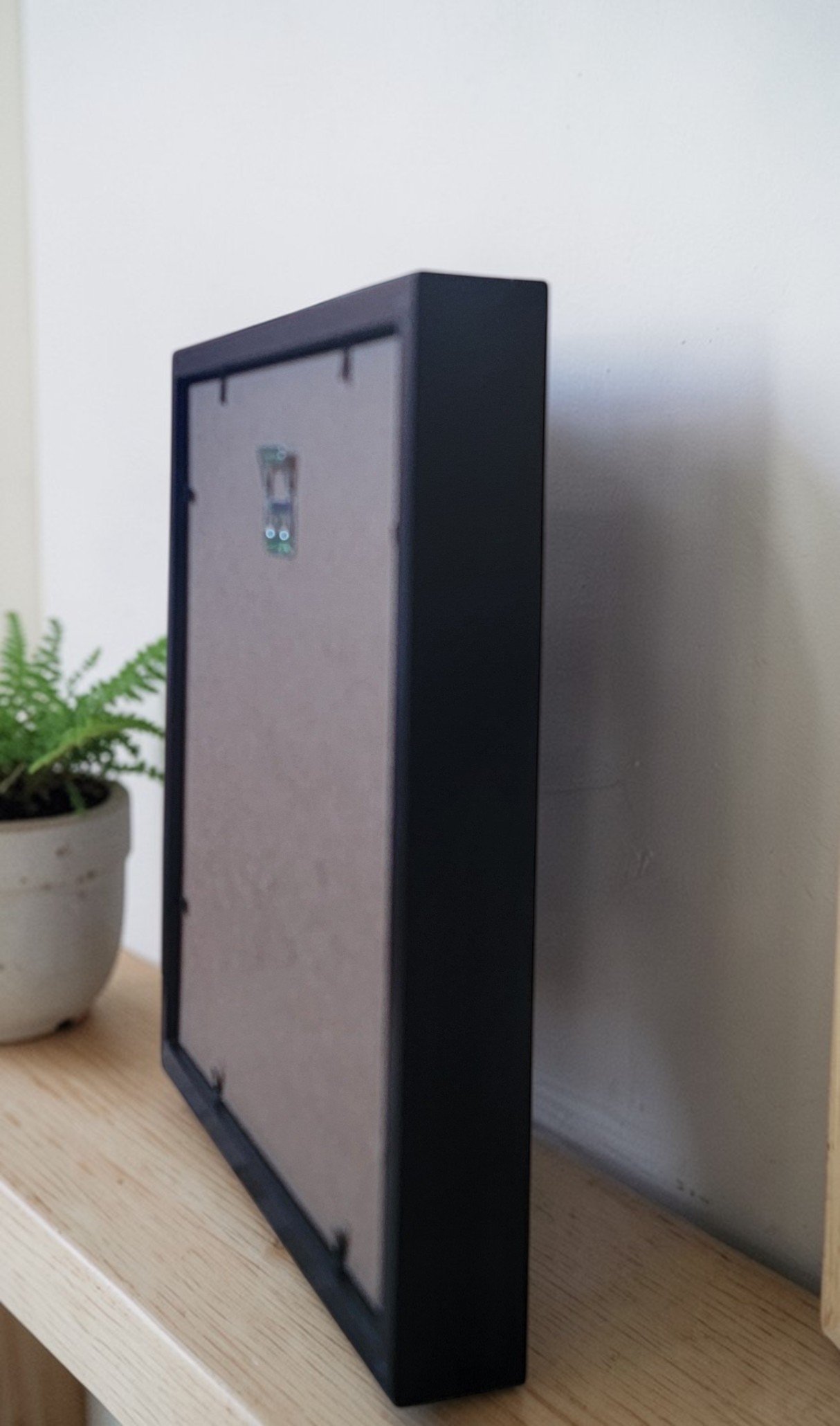 BLACK FRAME SIDE VIEW.jpg