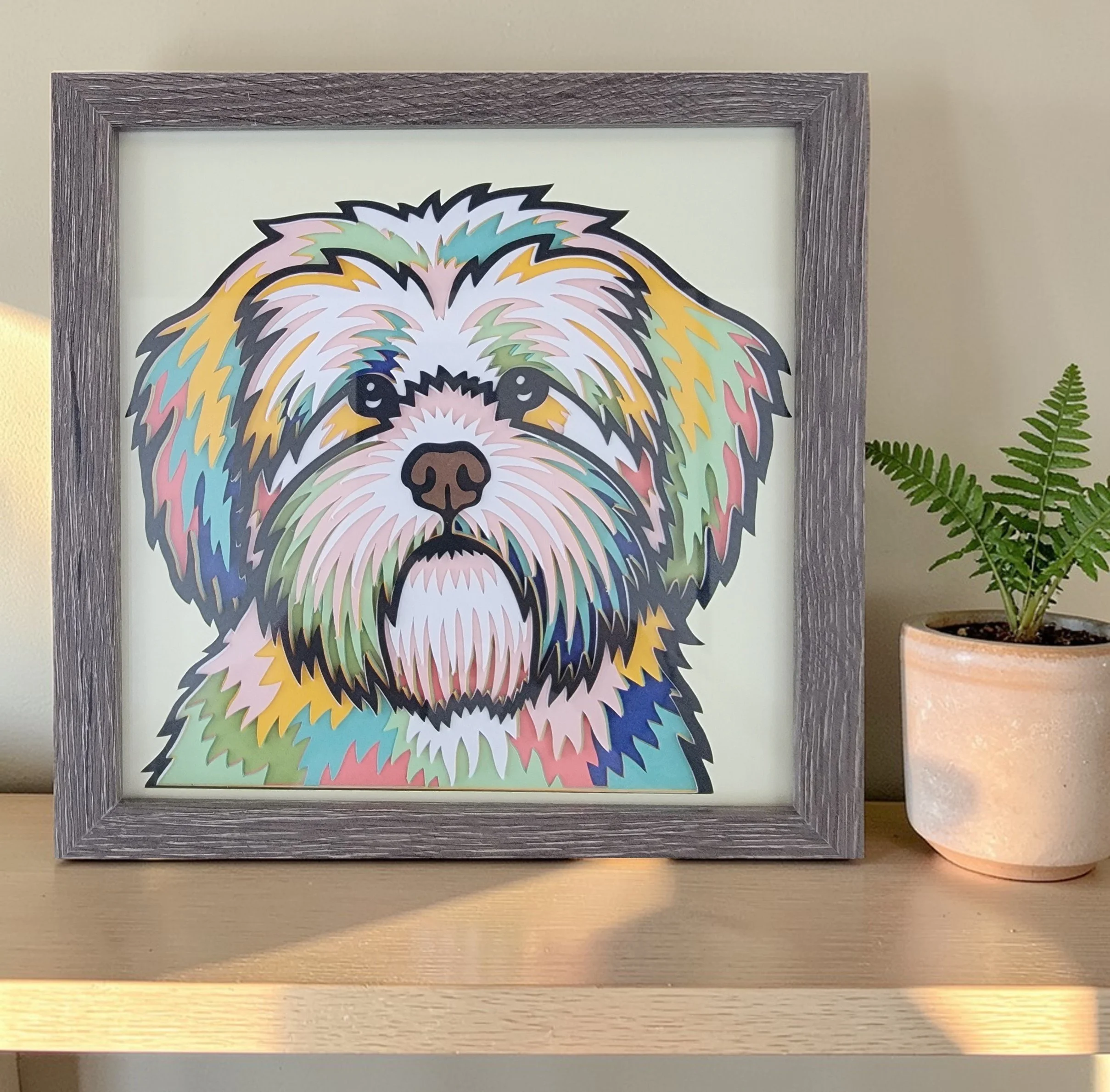 LHAPSO APSO GREY FRAME WITH PLANT.jpg