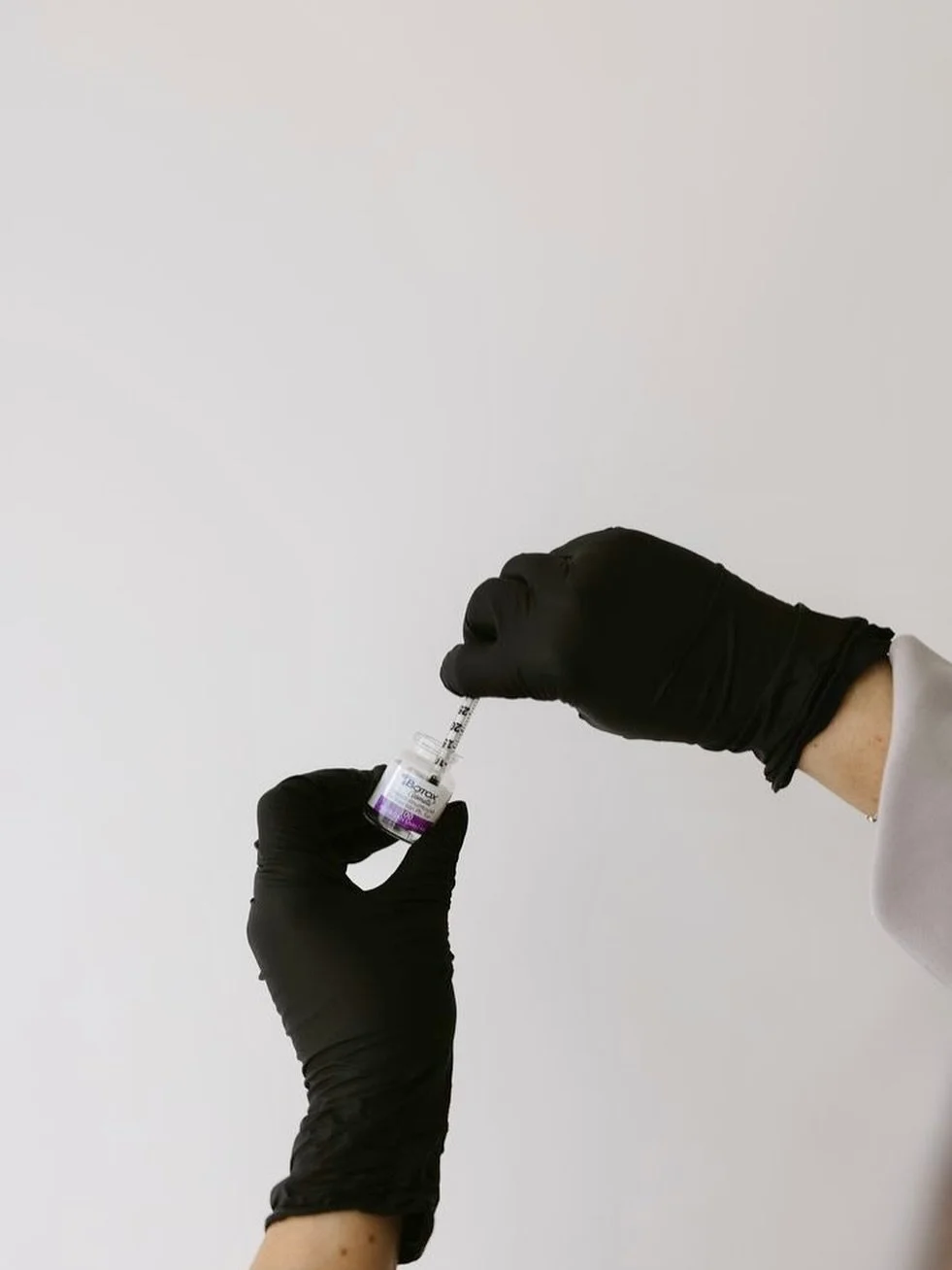 October only has a few appointments remaining! 
Book online using the link in bio or DM us 🩶