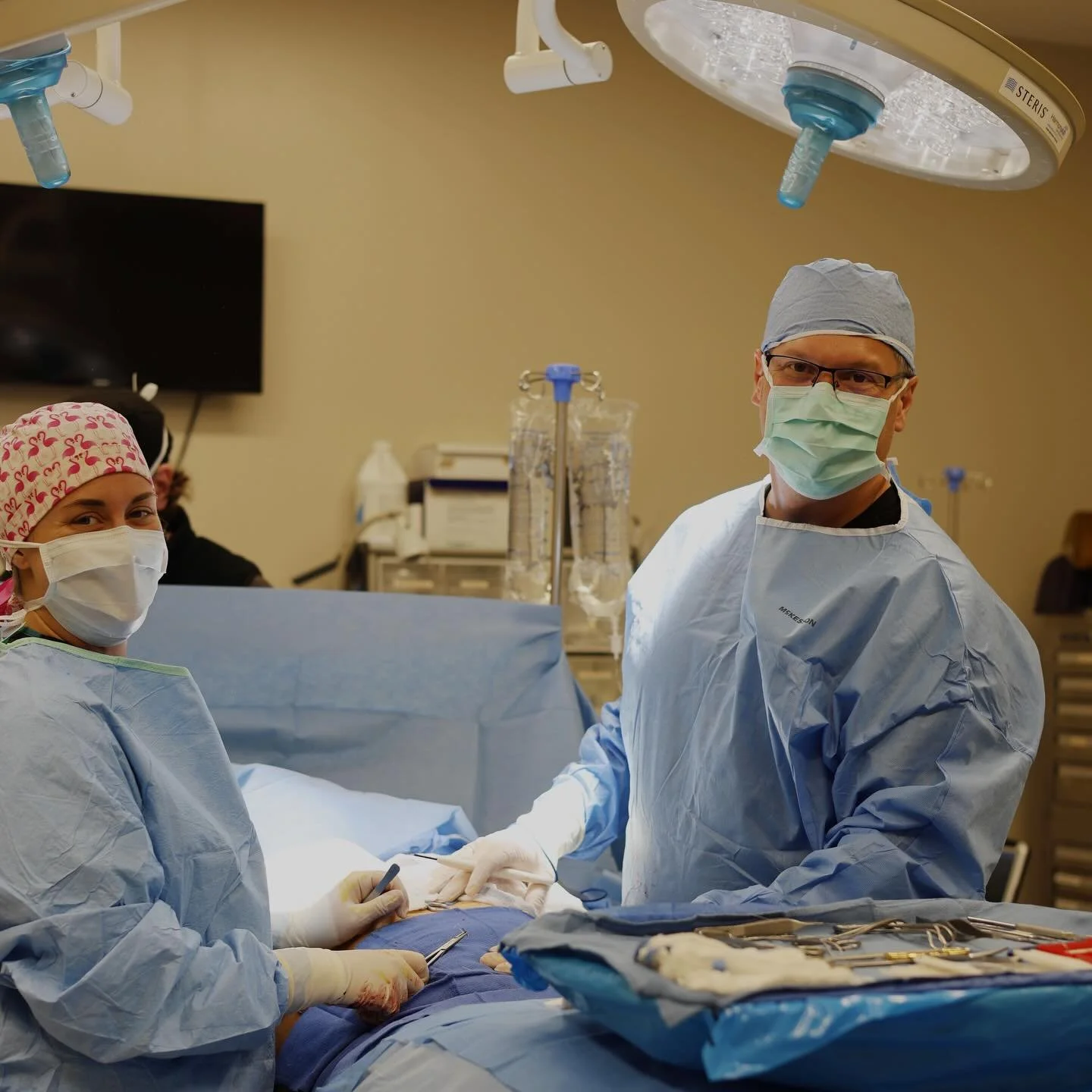 There&rsquo;s a different kind of confidence that comes from knowing you&rsquo;re in the right hands. 

Patient safety is always our top priority, supported by careful precision and a commitment to results that help patients feel more confident in th