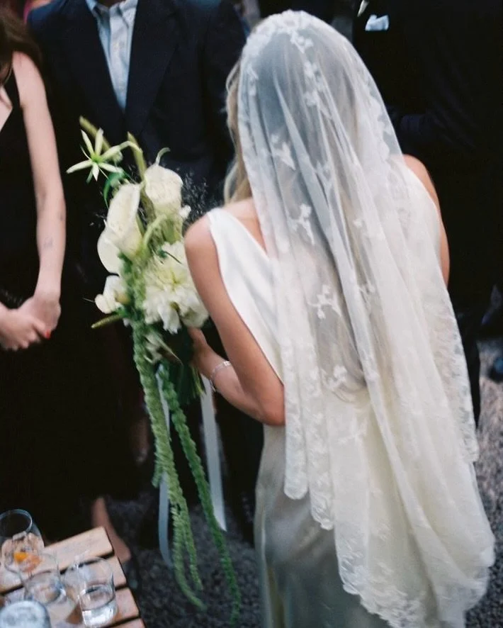 A peak at what&rsquo;s been sitting in our saved folder.

A little modern, a little unexpected, and a lot of intention. Save if this feels like you.