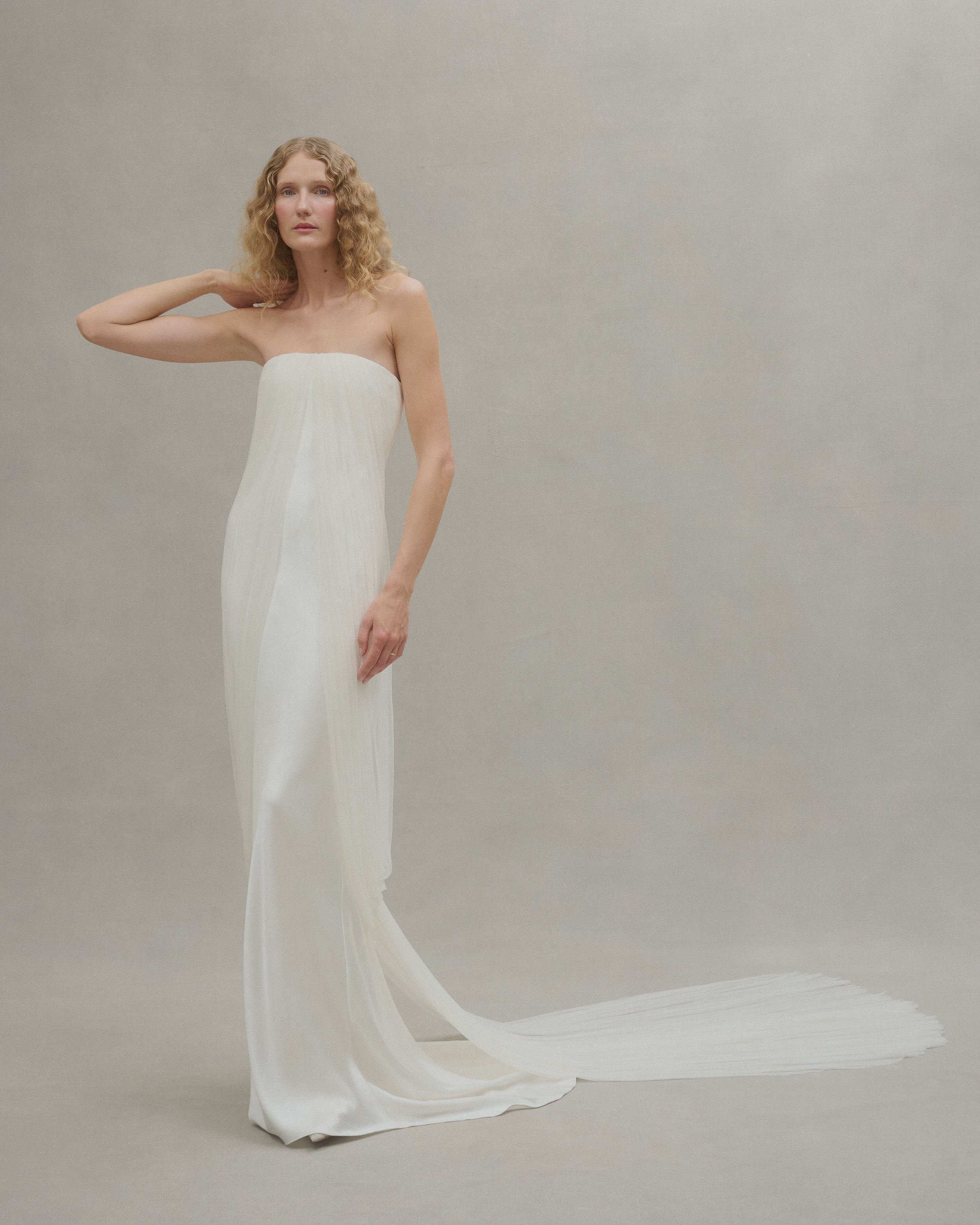 SABINE GOWN (IN-STORE LIMITED TIME 1ST-29TH SEPTEMBER)