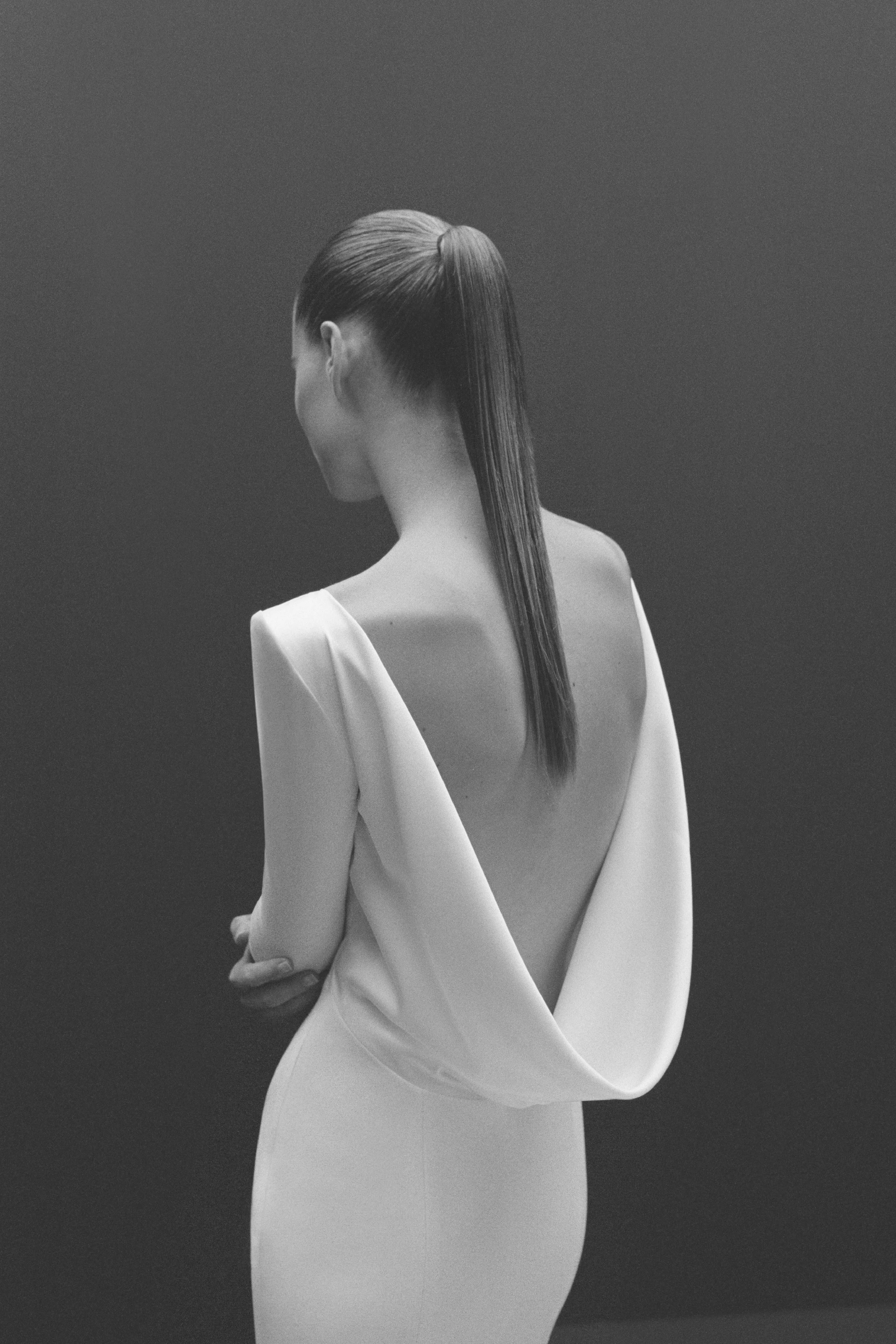 ELISABETH GOWN (IN STORE 10TH-28TH SEPTEMBER)