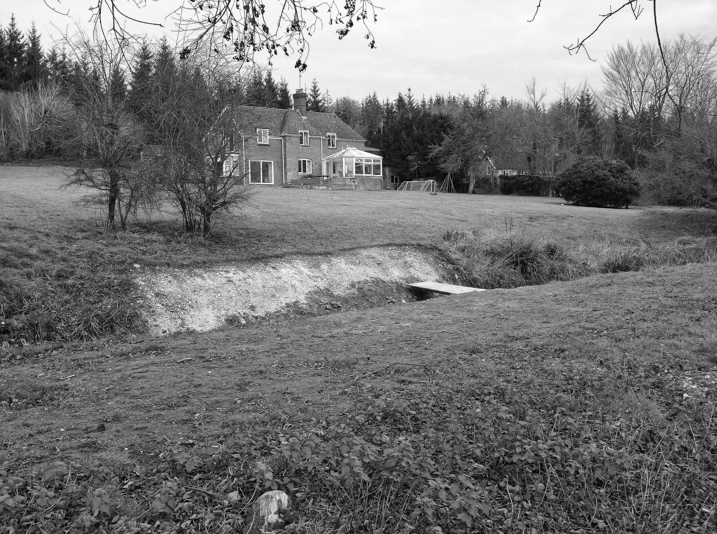 R0013967bw.jpg