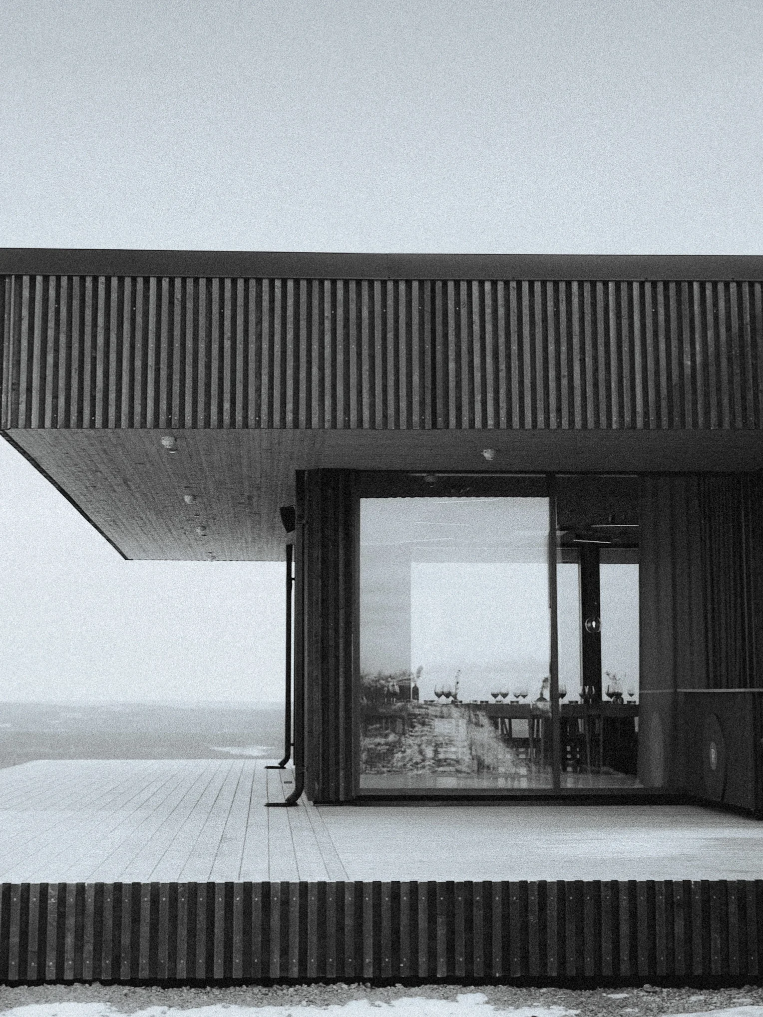 arkkitehtikuvaus ravintola kuvattu suoraan edestäpäin