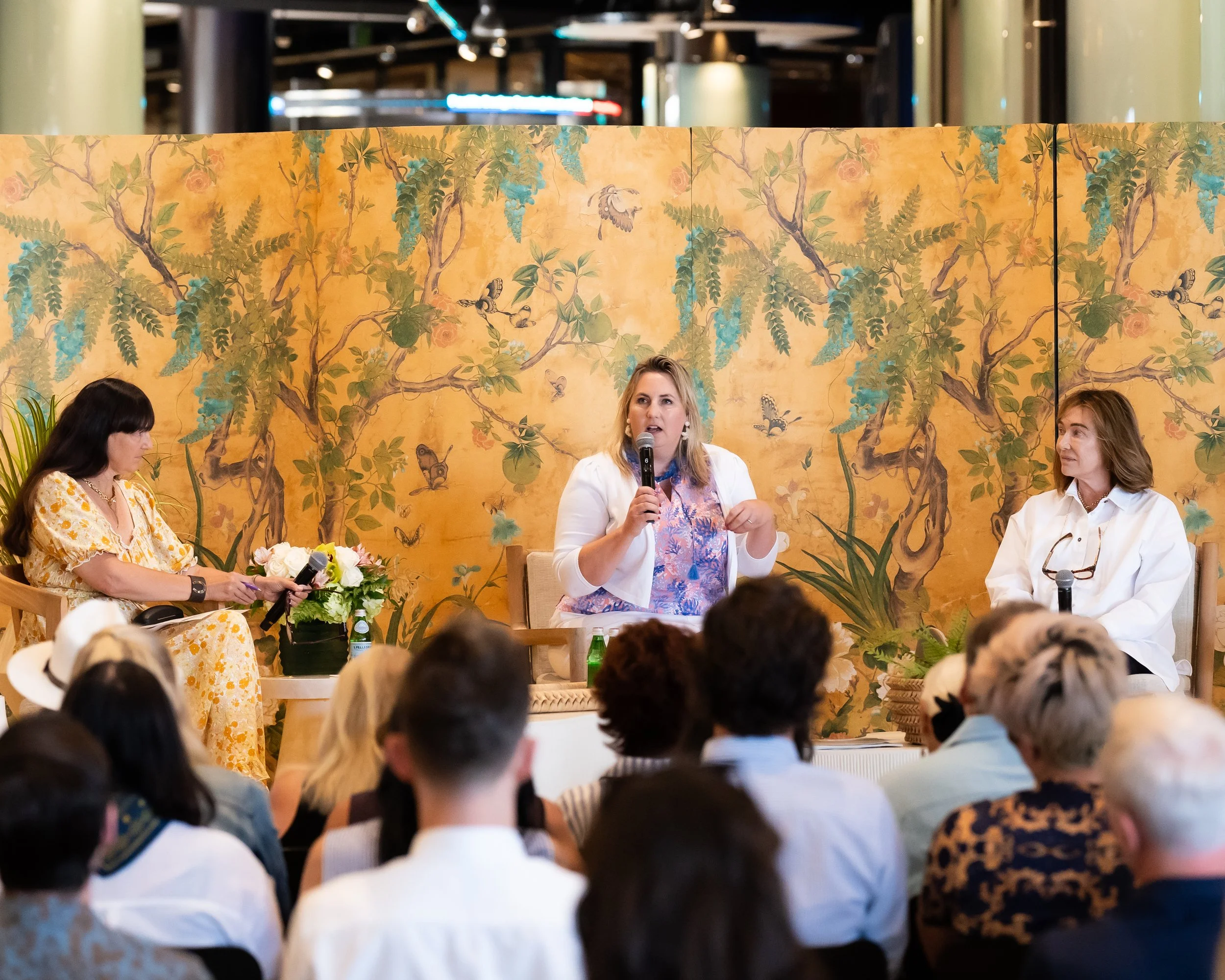THE ART OF LANDSCAPING WITH ANNA HOFFMAN/HOFFMAN OSPINA & CHRISTINE LONDON. MODERATED BY ERIKA HEET