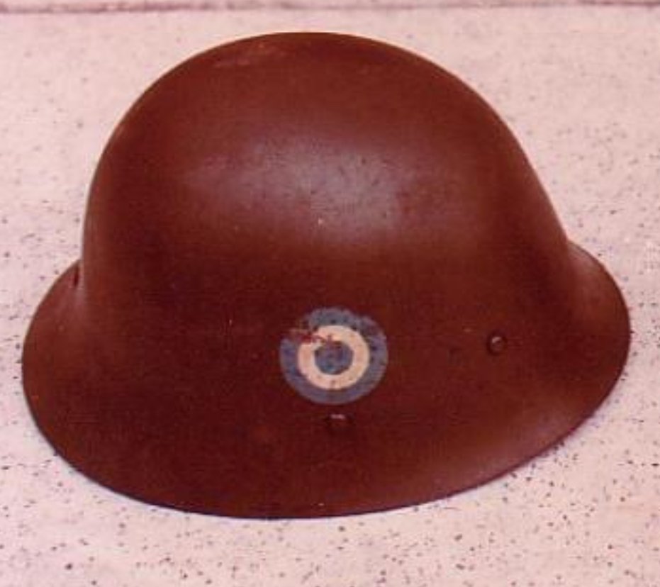 Elusive "foreign export" m/21 high tested during the 1930 Argentinian helmet trials currently residing in the Museo de las Armas