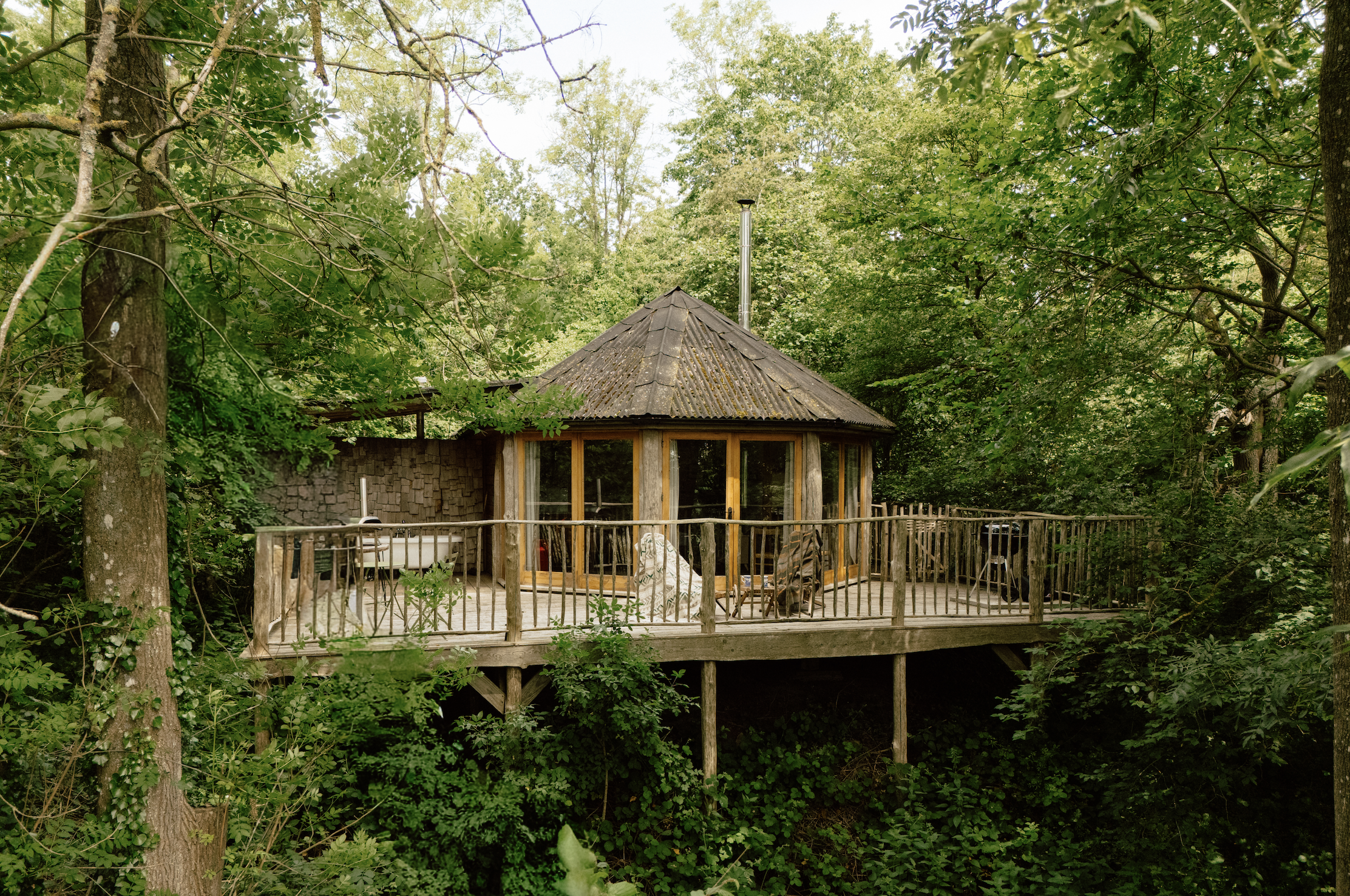 The Best Therapy Might Be a Treehouse Escape in Nature