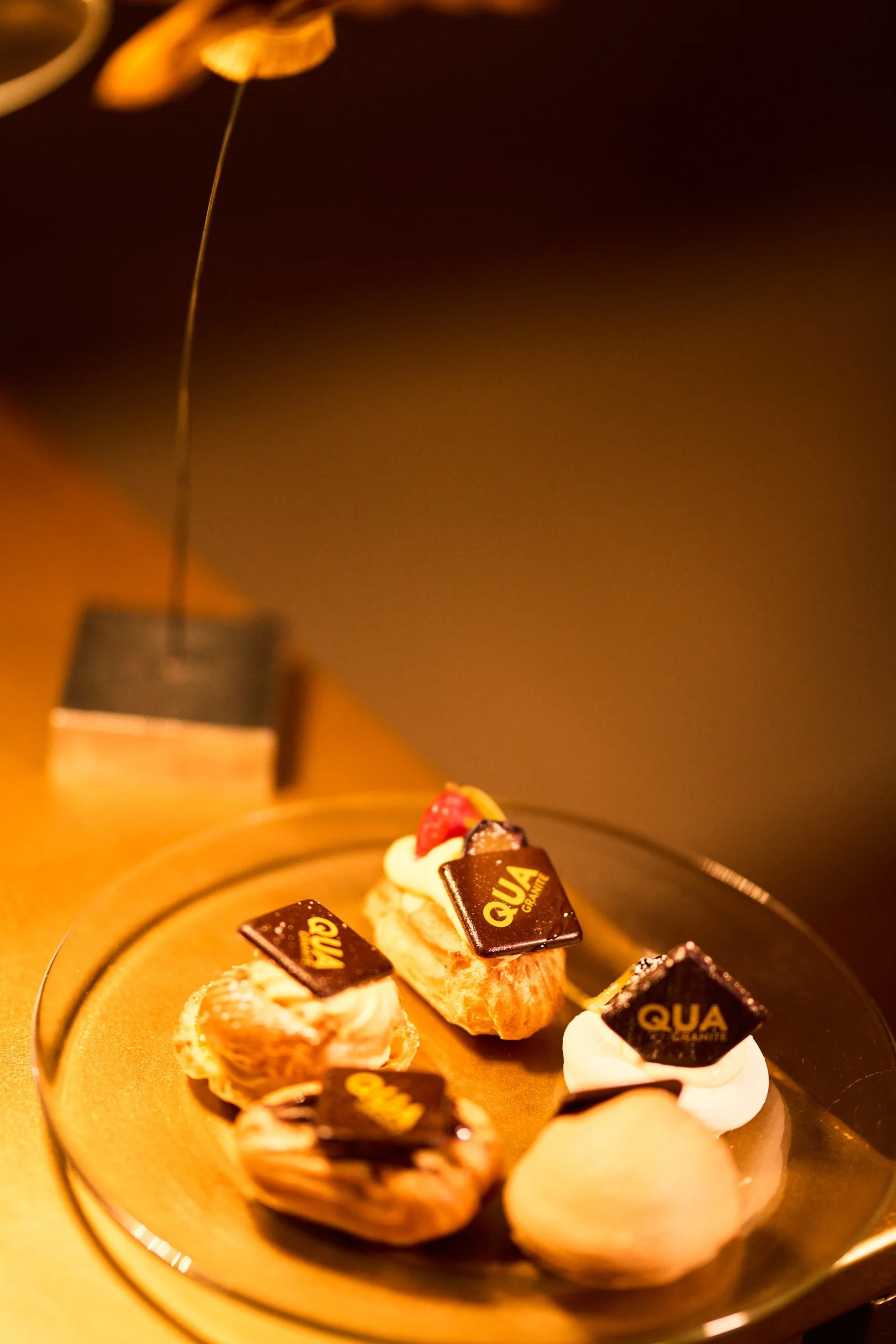 Finger food served at the Qua Granite corporate event, Palazzo Re Enzo