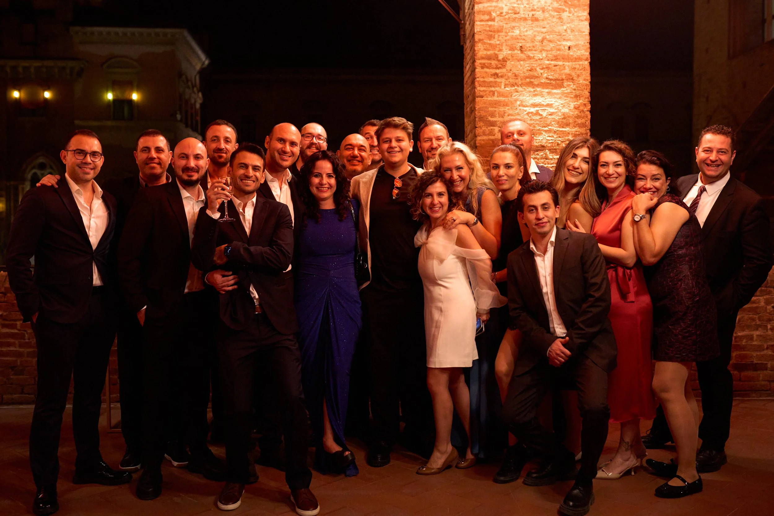 Guests dancing at the Qua Granite Cersaie closing event in Bologna