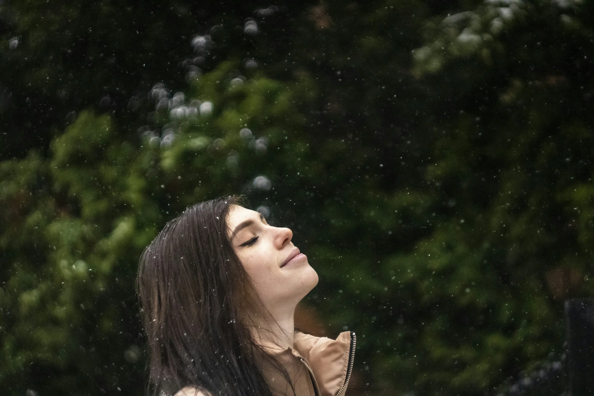 Cuando necesitas que llueva: un pequeño ritual de Reiki, journaling y calma