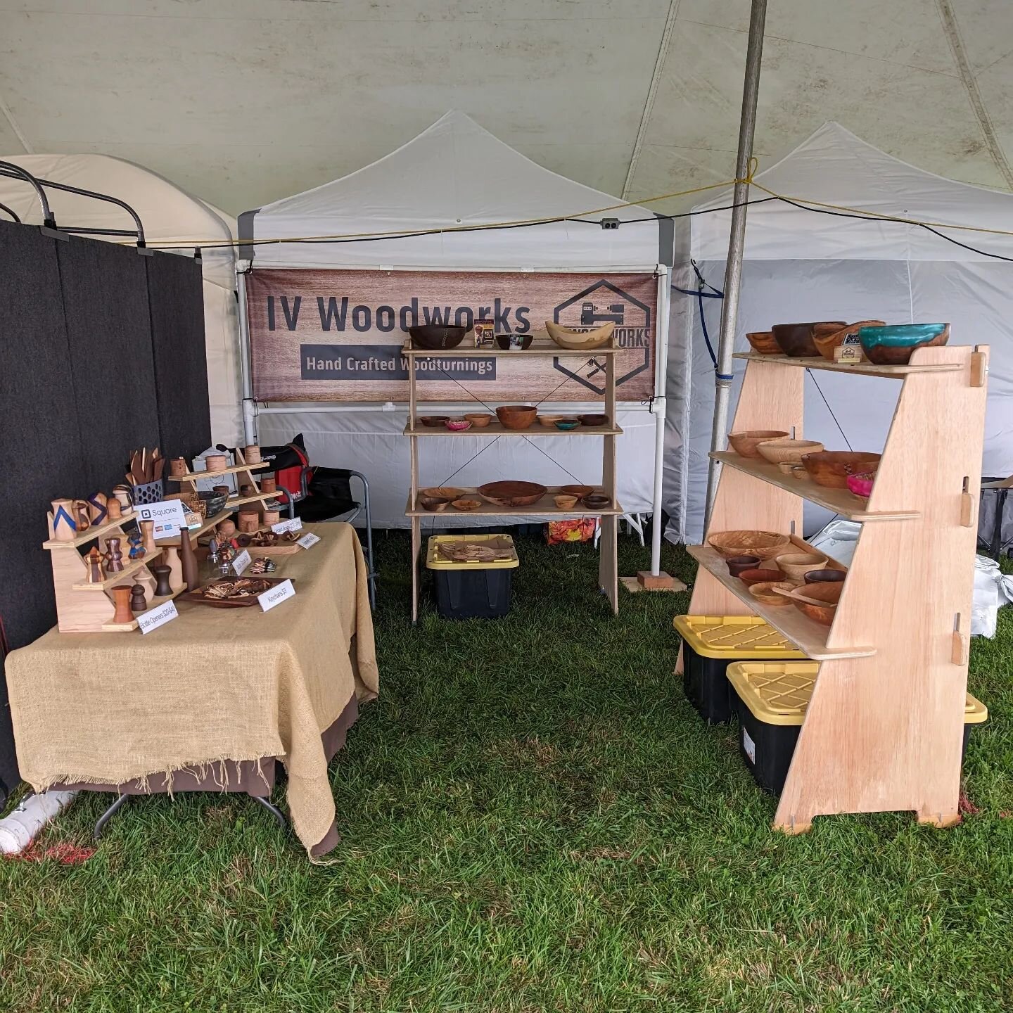 Tyler Park Crafts in the Meadow

Come on out and say hi. Weather is holding out and it looks like a gorgeous day with some awesome vendors including @angrynimbuswoodcraft and @betterhalfartisticdesigns