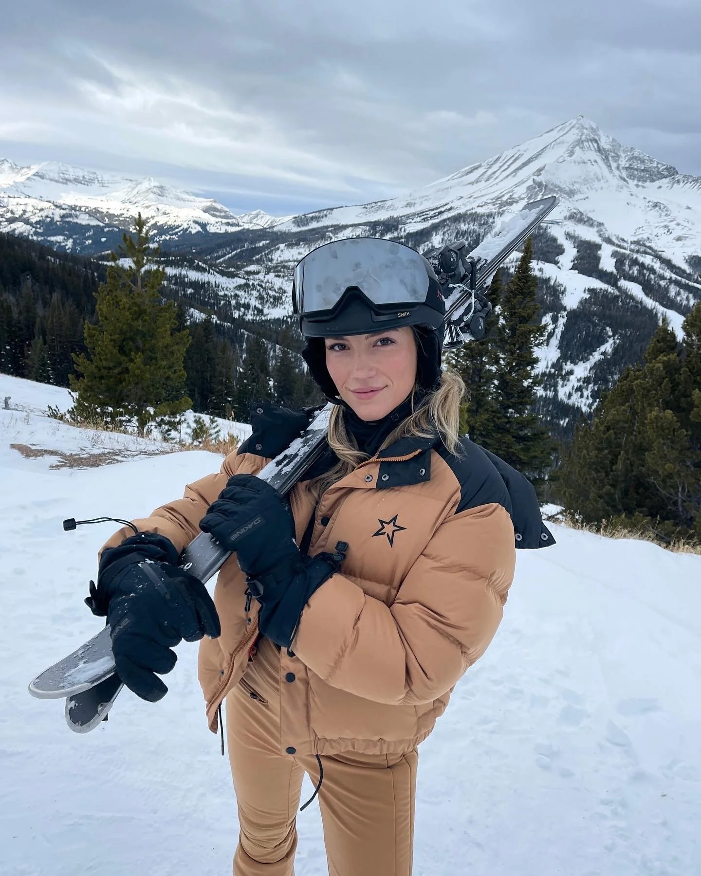 Perfect Moment Ski Set