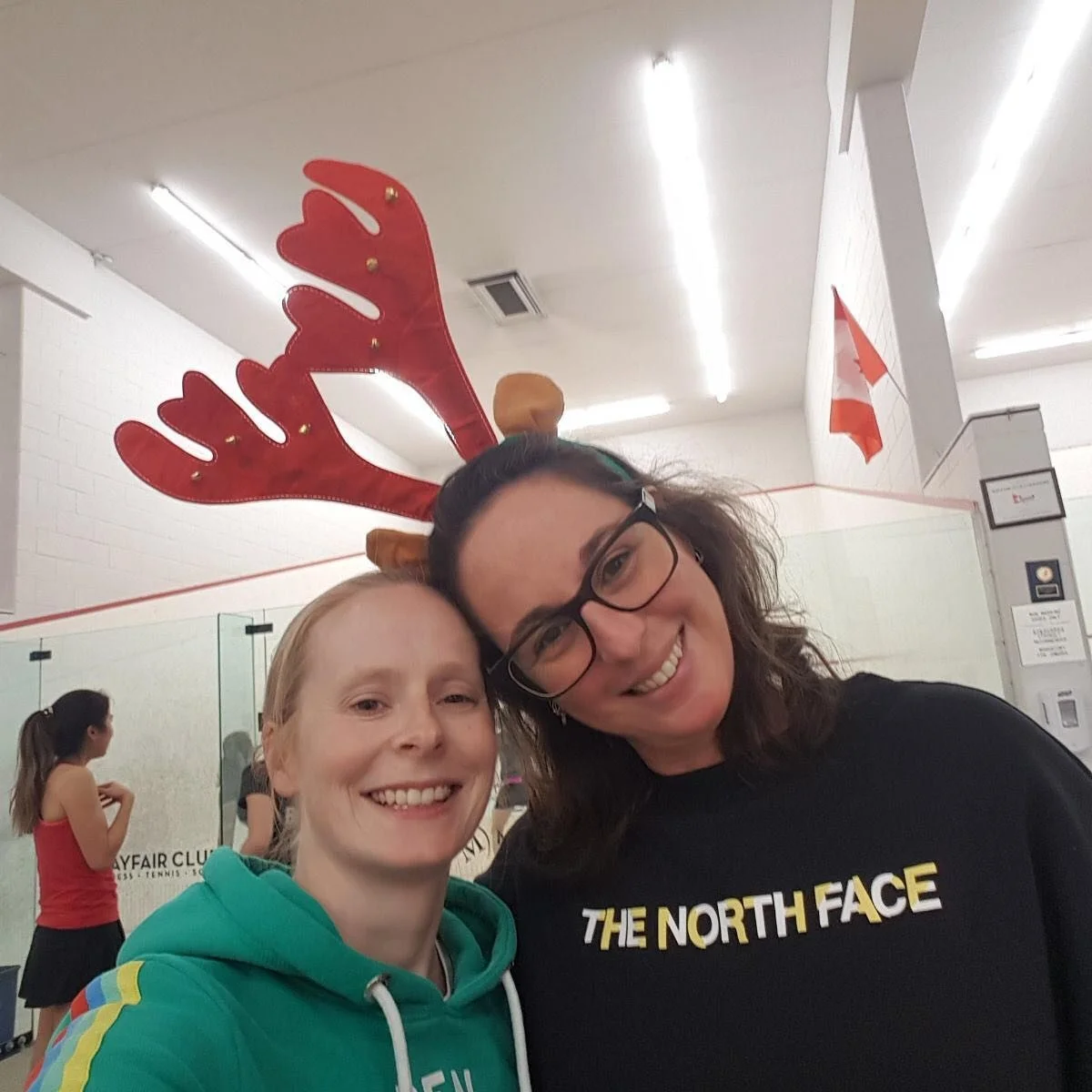 T&amp;D Holiday Hit a Hit at Mayfair Lakeshore!

70+ T&amp;D players from all divisions came out for some squash and revelry at spectacular Mayfair Lakeshore Squash Club. 

Even better, we raised $500 for The Daily Bread Food Bank. 

Thanks to Jen Cu